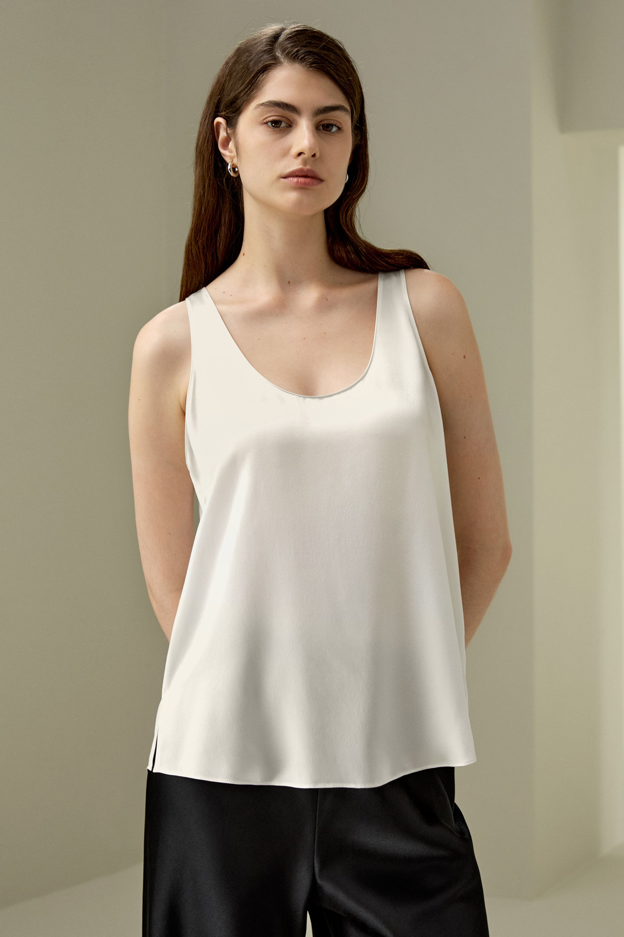 Relaxed Silk U-neck Tank | LILYSILK