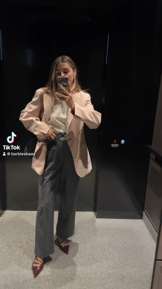 purchased this blazer at the Vik&Woods outlet warehouse sale, such a good find! Monday morning office fit check 🤍

#LTKworkwear #LTKstyletip #LTKSeasonal