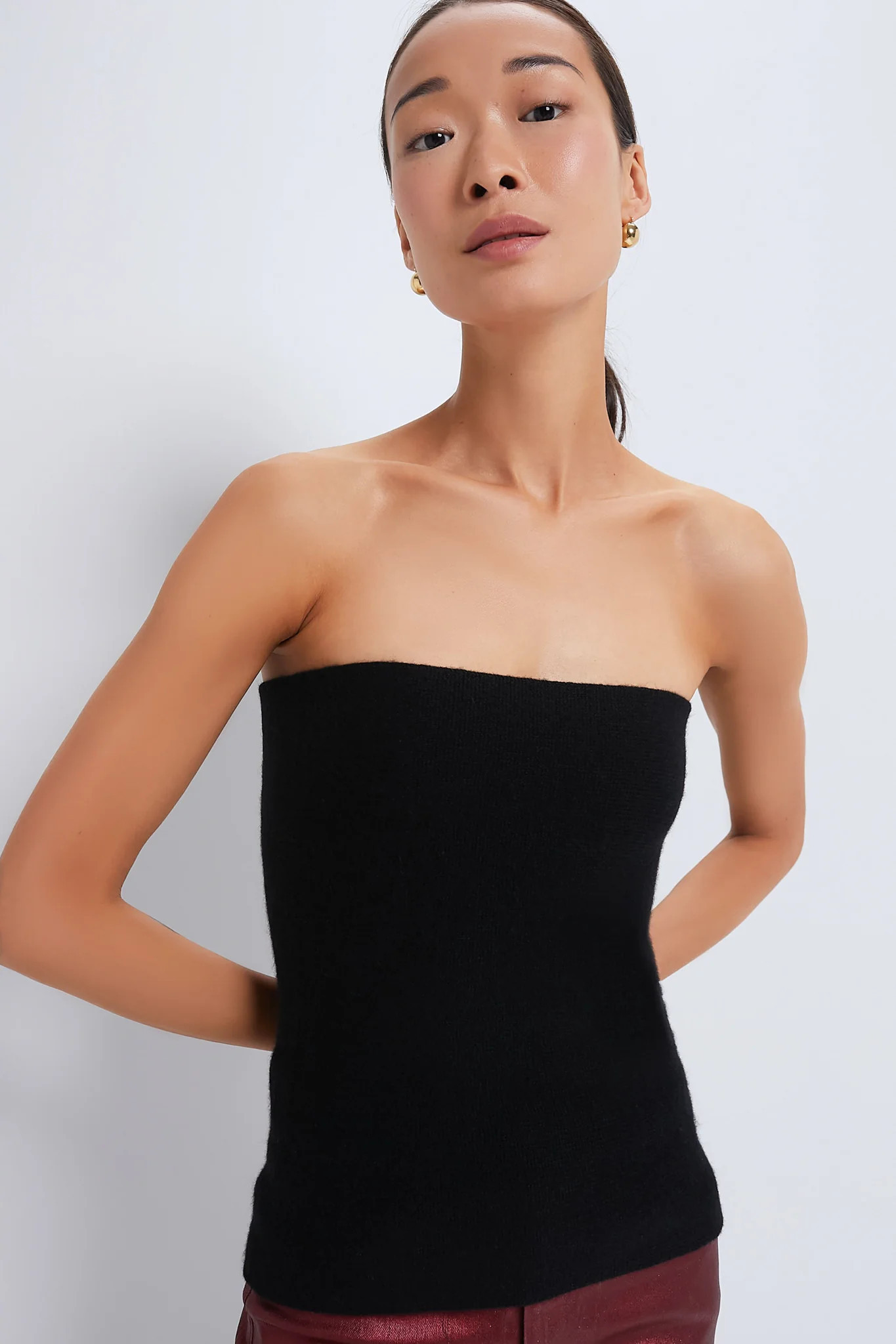 Black Cashmere Ilena Top | Tuckernuck (US)