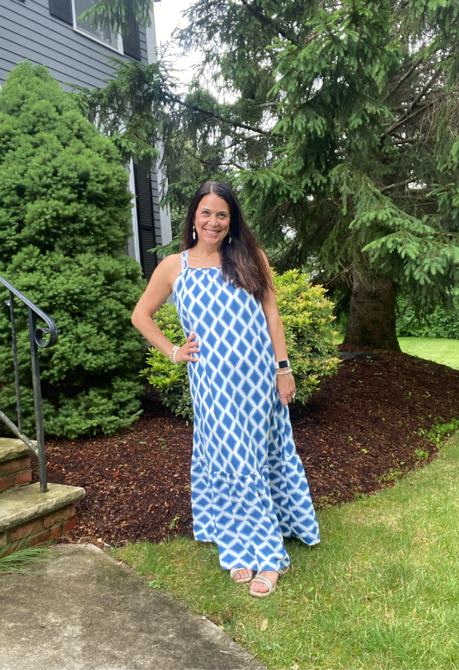 Happy Monday! We’re kicking off the week in the best way over here, headed on vacay!! This dress is definitely coming with me! Runs tts, so light & comfy and easy to pack! Head to my stories for a closer look & be sure to use code PEARL10 at check out! 


#LTKSeasonal #LTKunder50 #LTKFind