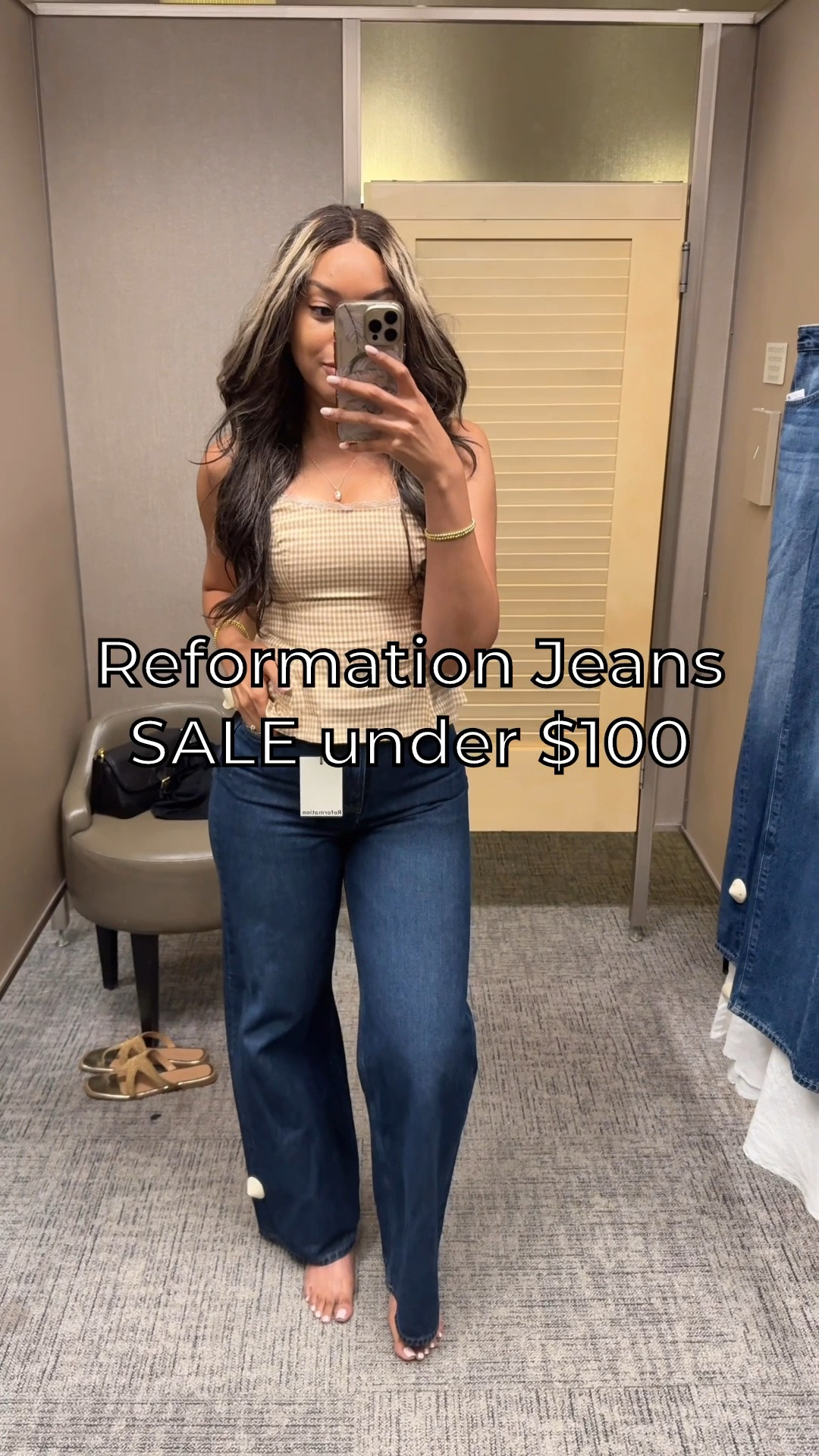 These Reformation Cary jeans that I’ve shared before are now ON SALE under $80 😍😍 wearing a size 27 here true to size 5’7 height 💙

Reformation jeans denim Nordstrom fall outfit relaxed slouchy wide leg

#LTKSaleAlert