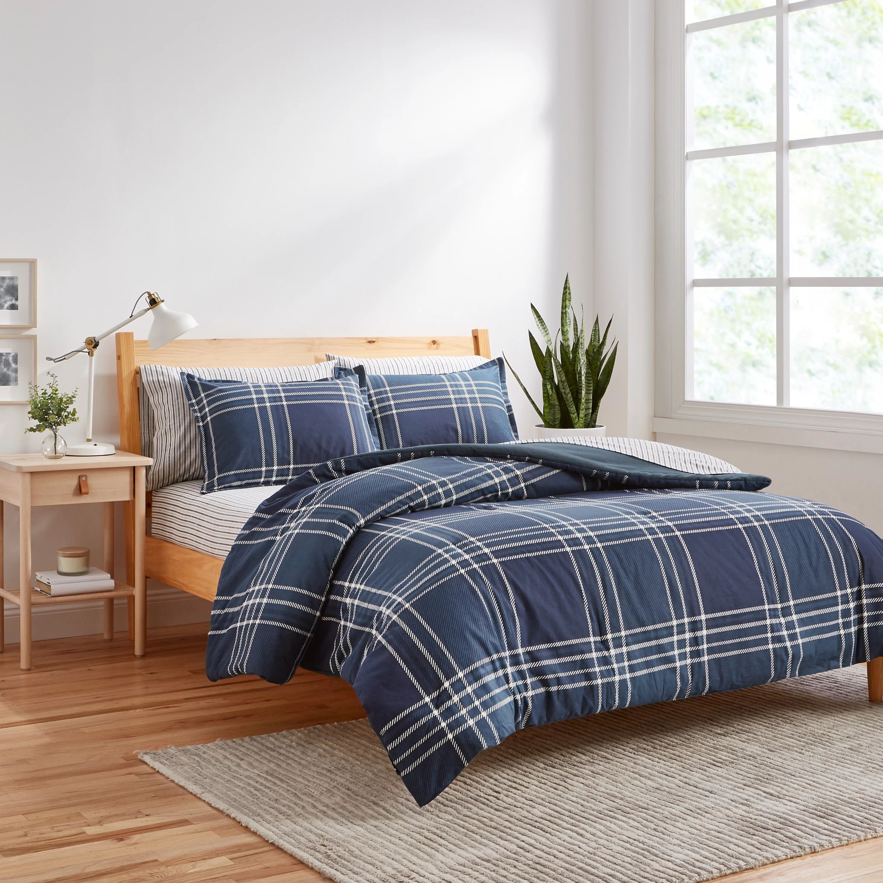 Gap Home Tonal Plaid Flannel Organic Cotton Comforter Set, King, Navy, 3-Pieces | Walmart (US)