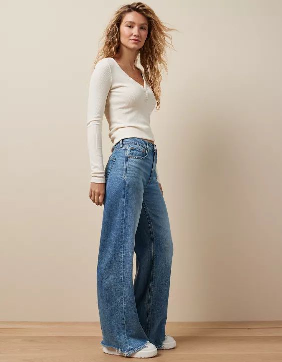 AE Dreamy Drape Super High-Waisted Baggy Wide-Leg Jean | American Eagle Outfitters (US & CA)