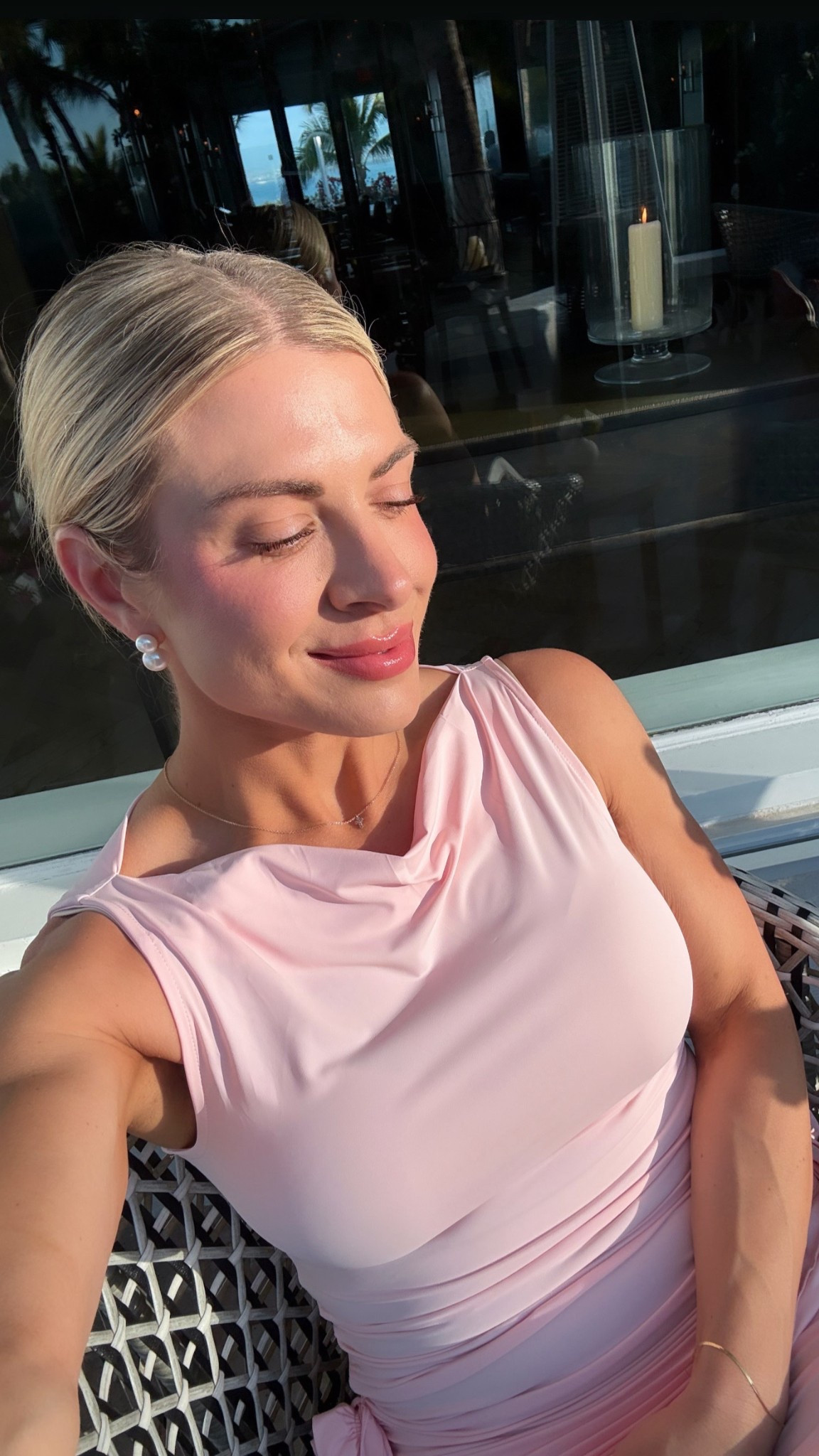 Steak dinner -night out! Love this simple makeup and soft lip for a hot and sexy night out! 
M in dress
Light rose in lip -one of my favorites 
