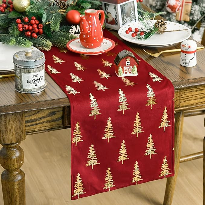 Artoid Mode Red Dutch Fleece Table Runner, Glitter Metallic Foil Holiday Kitchen Dining Table Dec... | Amazon (US)