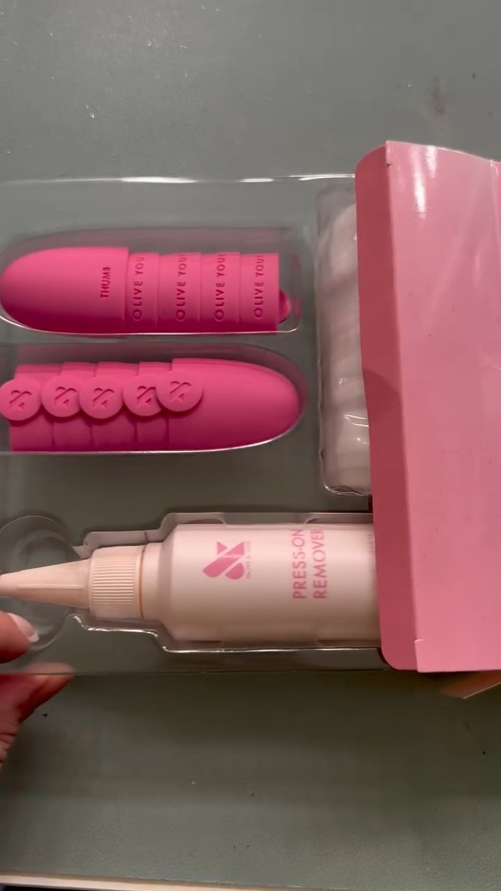 Let’s be real for a second …

I took my gel nails off a year ago! 💅 Getting my nails done no longer felt like a luxurious treat. Instead it felt like a boring chore I didn’t look forward to.

A mani/pedi was no longer a $35 treat by a $100 investment and I felt imprisoned to my nails because I couldn’t remove the gel at home.

So… I said screw it! (Well, really F it if you know me. But we’re keeping the language tame on here.)

I do my manicures at home now , and honestly I love it. I haven’t even been tempted to go back for a manicure once in the past year.

And lately, I’ve been obsessed with the @oliveandjune press-on nails! So, I bought their removal kit to try.

Let’s just say, I was NOT removing glue-on nails the way I should have been 🤦🏼‍♀️ this little kit is fantastic!

Only 👎 is I wish it came with more of the pads that go inside the finger caps, and that it had a little case to keep it all together.

The product works though! In about 15-20 min total I was back to my natural nails during this first impression tutorial!

#nails #nailsofinstagram #oliveandjune #firstimpressions #nailtutorial