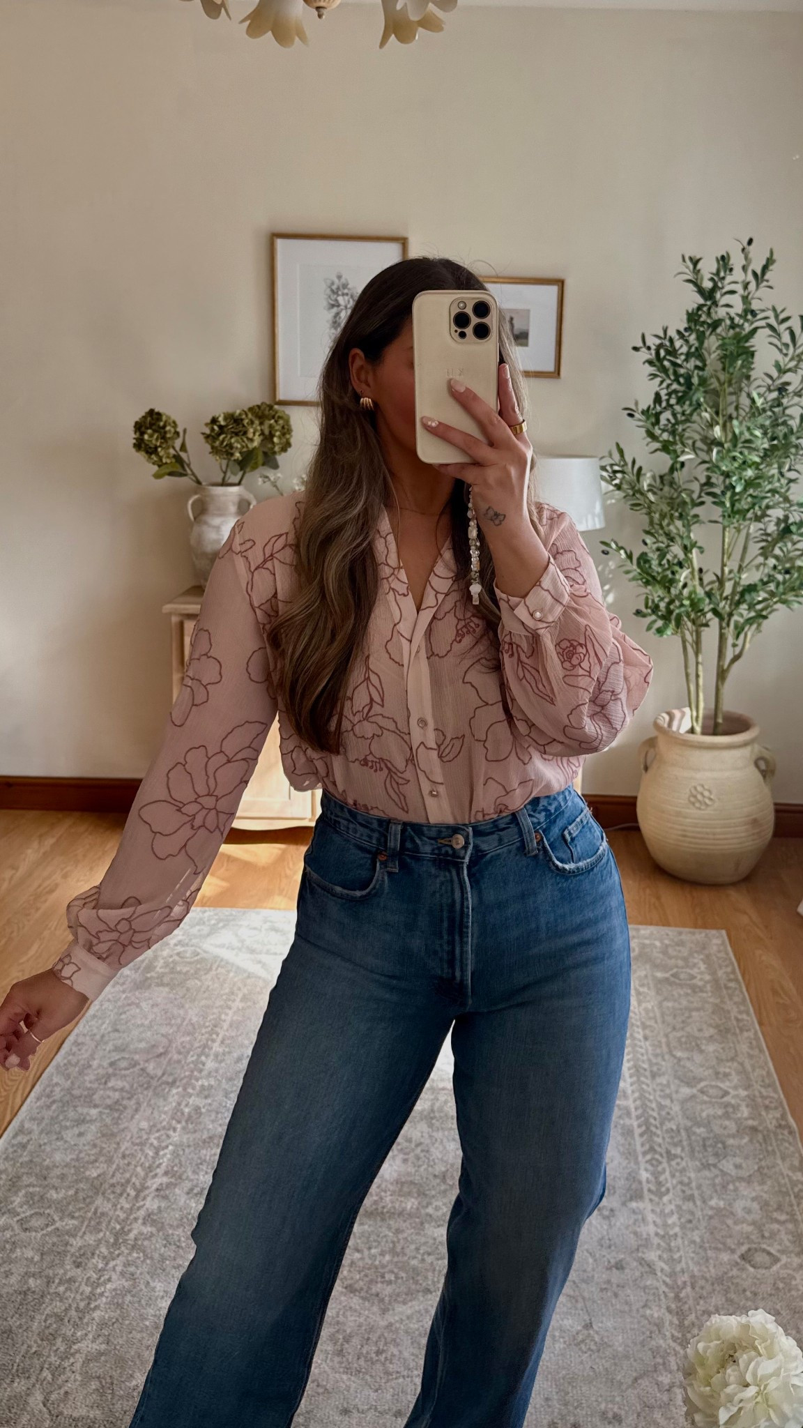 Spring outfit 🌸🫶🏼

#LTKspring #LTKsummer #LTKmidsize