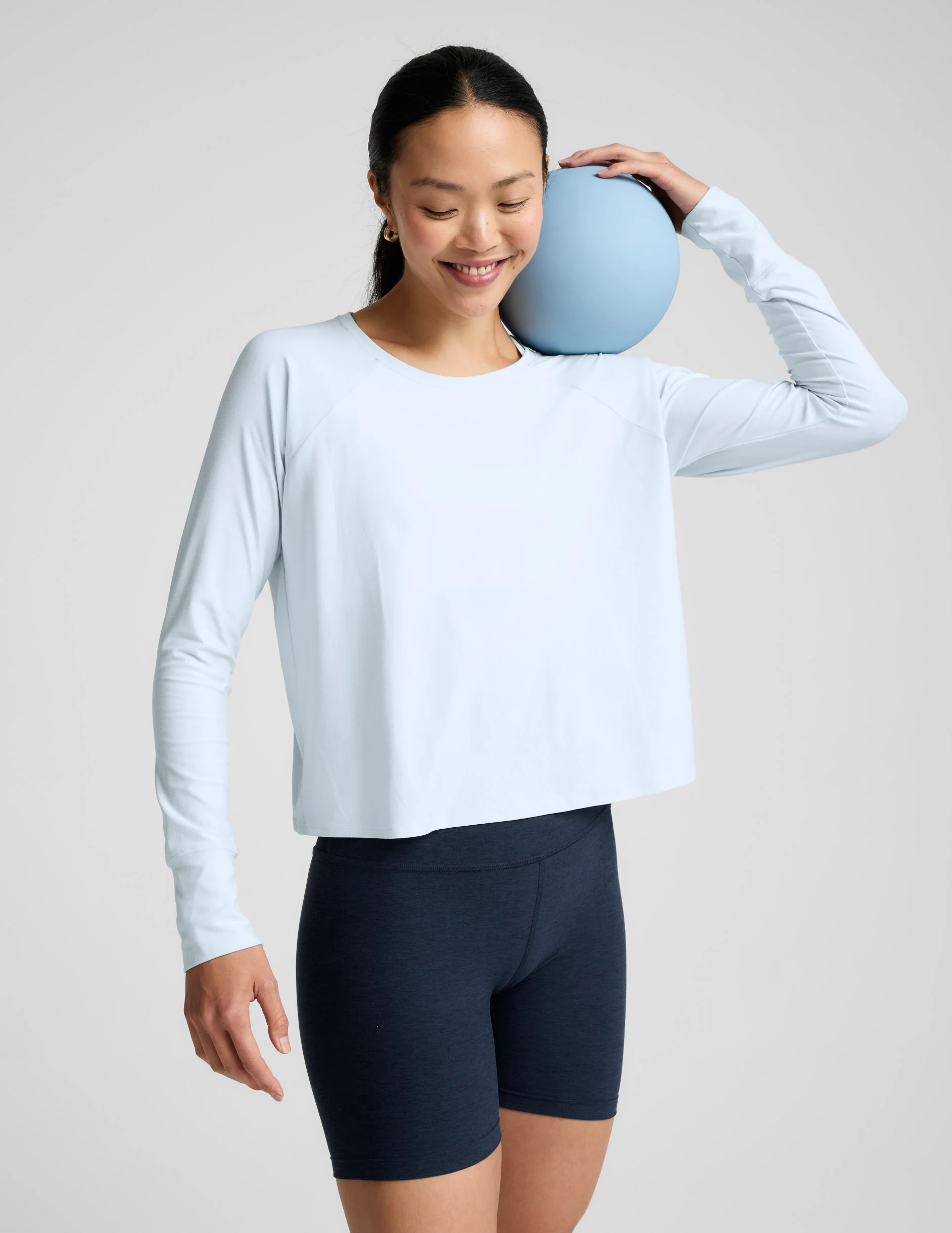 Featherweight Daydreamer Pullover | Beyond Yoga | Beyond Yoga