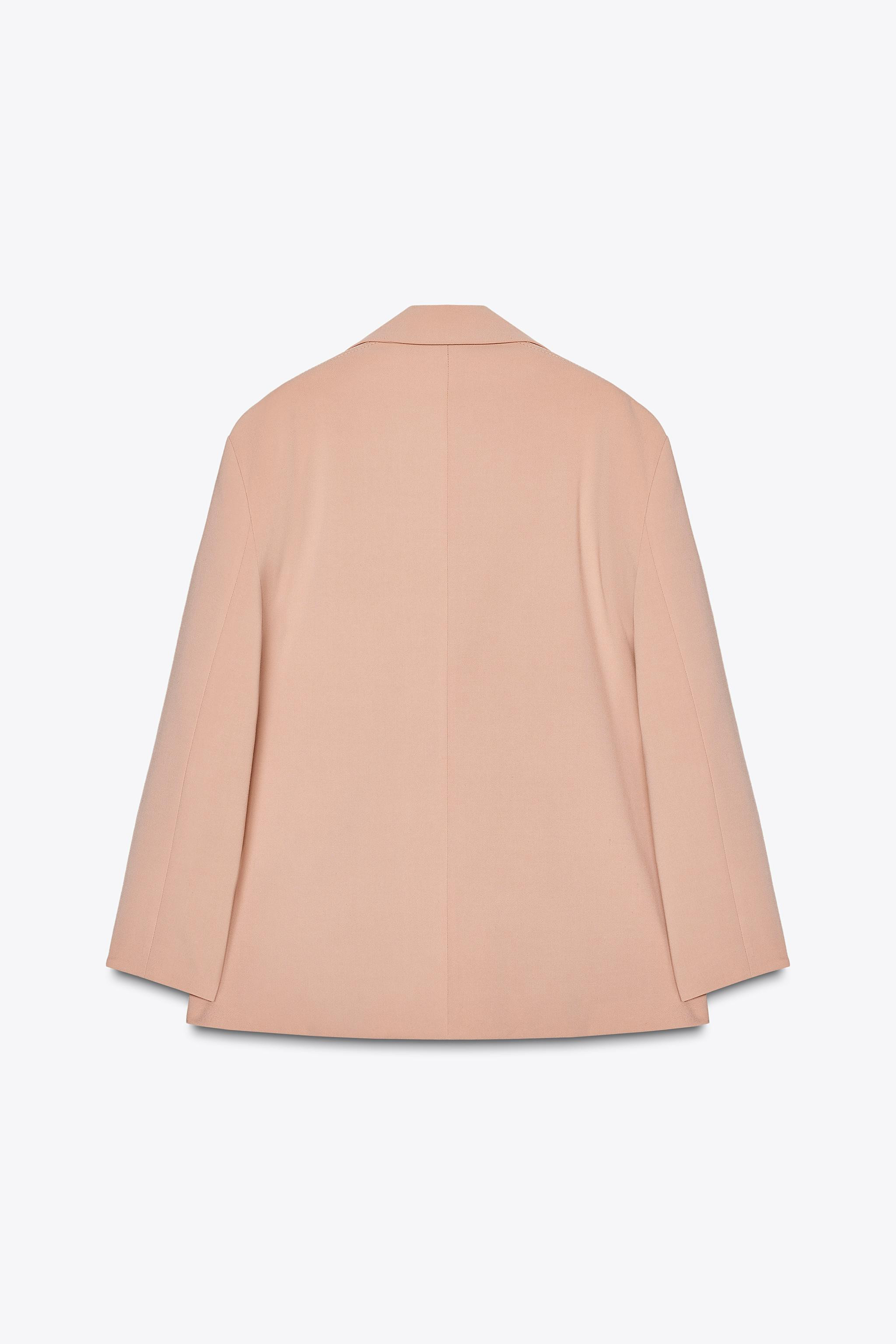 Oversize blazer with a lapel collar. Long sleeves with shoulder pads. Front pockets and a mock we... | Zara UK