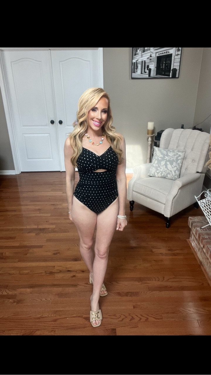 Tummy control one piece pretty polka dot swimsuit💕

#LTKootd #LTKPetite #LTKfitnessgoals