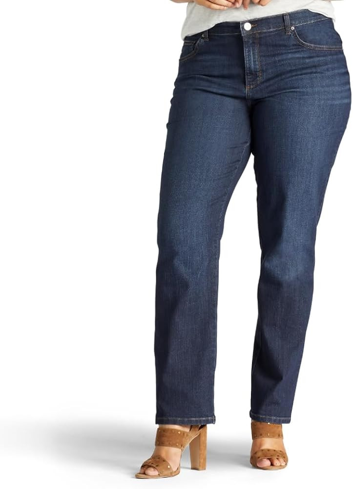 LEE Women's Relaxed Fit Straight-Leg Jean | Amazon (US)