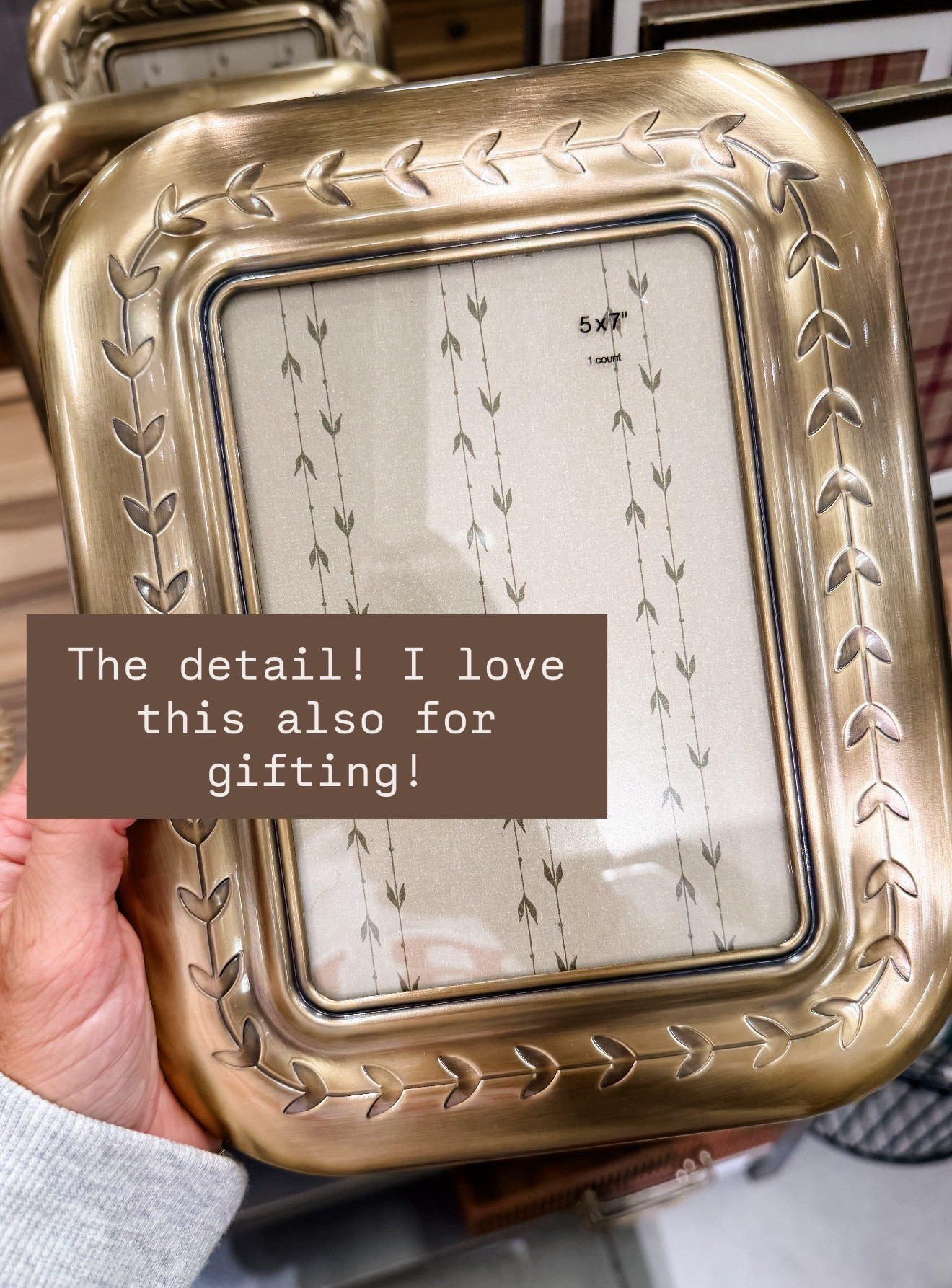 This is such a cute brass frame! You can easily put a picture in this to gift someone!

Loverly Grey, home finds, home decor, Target, gift ideas, picture frame 

 #LTKHome