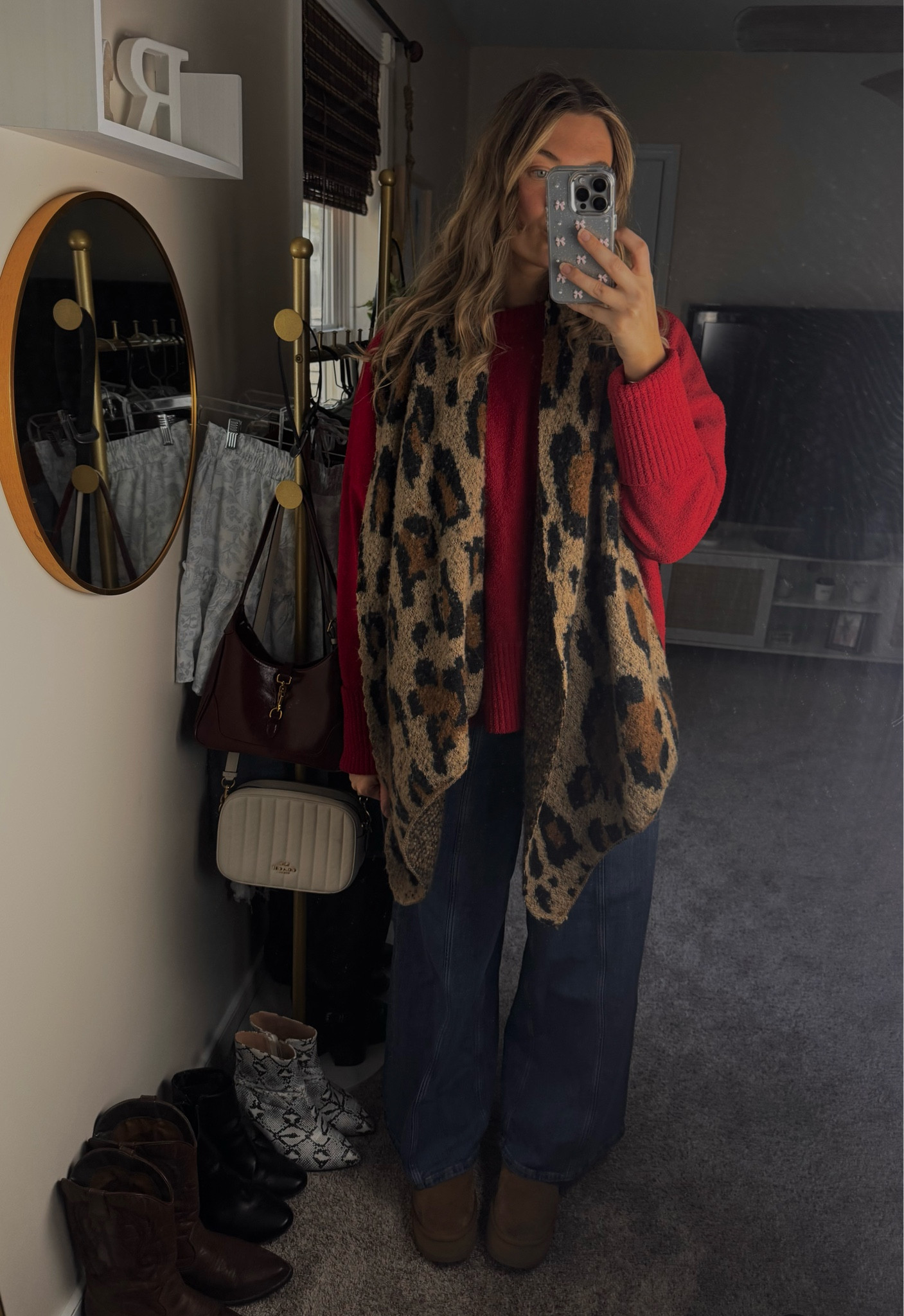 casual everyday winter outfit 

#LTKStyleTip #LTKSeasonal #LTKFindsUnder100