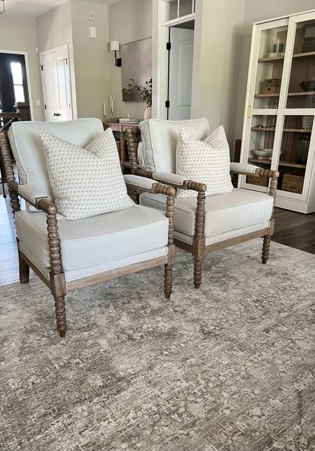 Living room seating 

Spool chair / seating / living room furniture / neutral decor / curated pillows / pillow covers / loloi rug / Amber Lewis / Kirkland home / target / studio McGee / Amazon home / great room / modern farmhouse 

#LTKfindsunder100 #LTKfindsunder50 #LTKhome