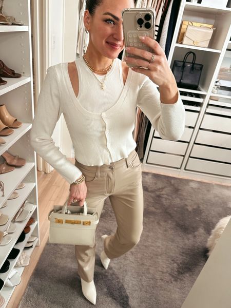 These light leather pants & top are so perfect for the transitional seasons. Wear the top with or without the cardigan! I’m wearing a S & a 25R in the pants. 