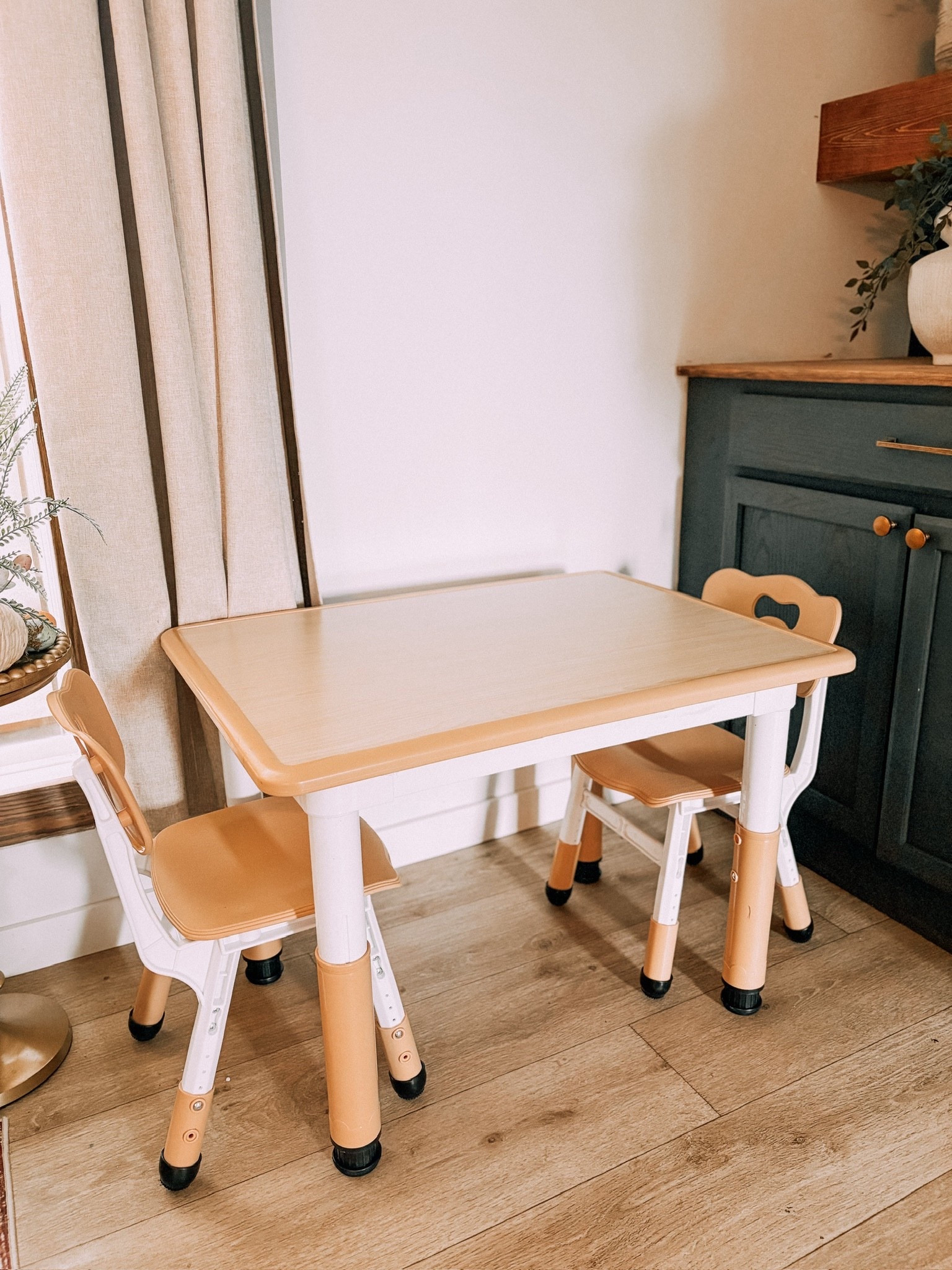 Lan’s new table set! Love that it’s adjustable and can grow with your kids! 

#LTKmomlife #LTKKids #LTKHome