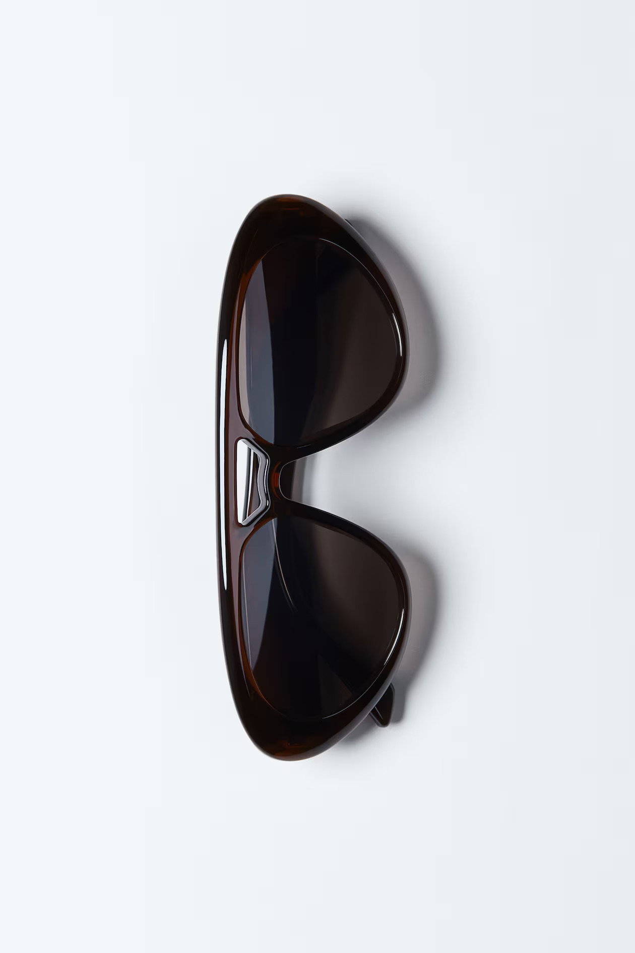 Aviator-style sunglasses | H&M (UK, MY, IN, SG, PH, TW, HK)