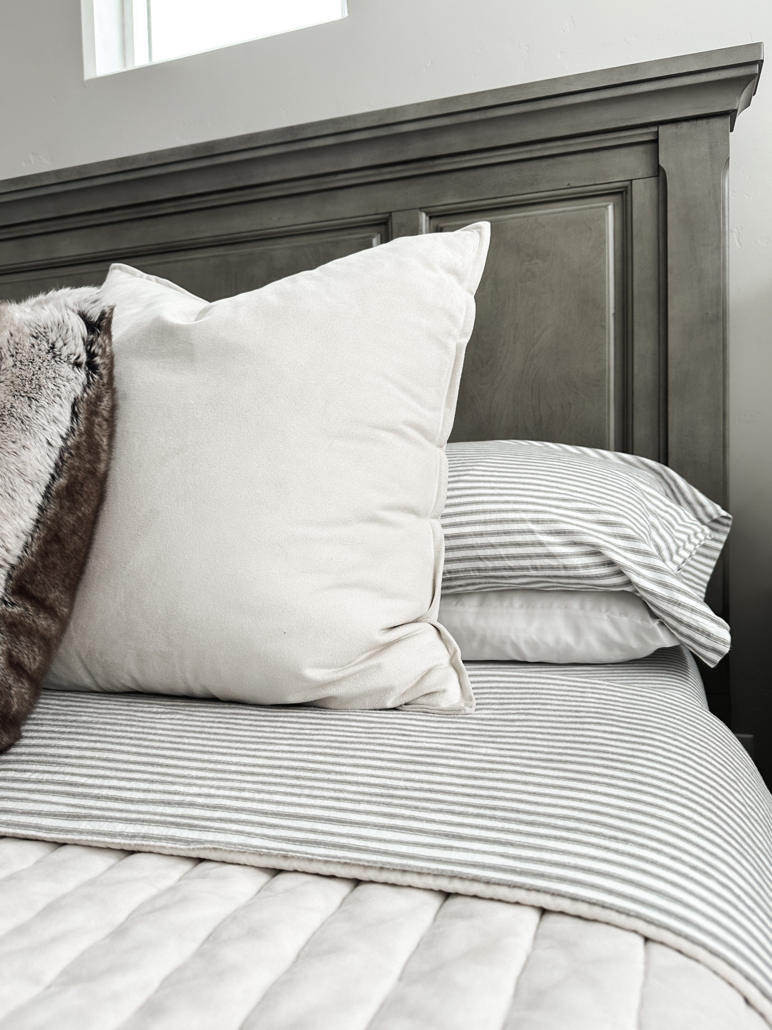 striped flannel jeans from Target 

#LTKSeasonal #LTKunder50 #LTKhome