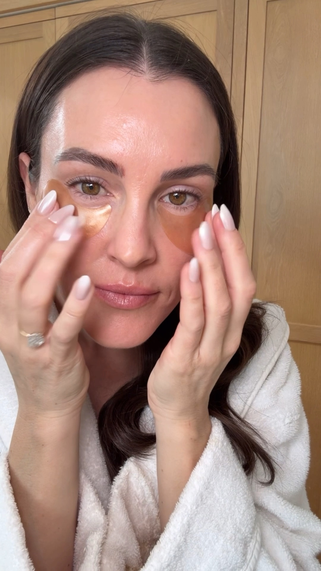 My favorite non-toxic eye patches for hydration and puffiness! Keep them in your fridge to stay cool!

Skin
Skincare
Beauty
Morning routine 

#LTKBeauty #LTKmorningroutine #LTKselfcare