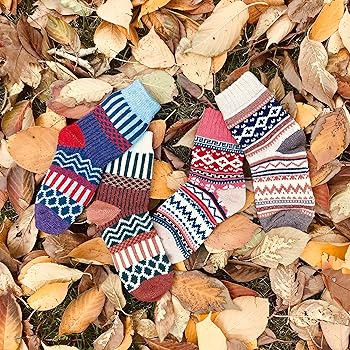JOYCA & Co. 3-5 Pairs Womens Multicolor Fashion Warm Wool Cotton Thick Winter Crew Socks | Amazon (US)