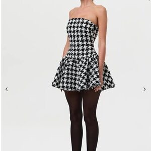 Naked Wardrobe Black and White Strapless Dress | Poshmark