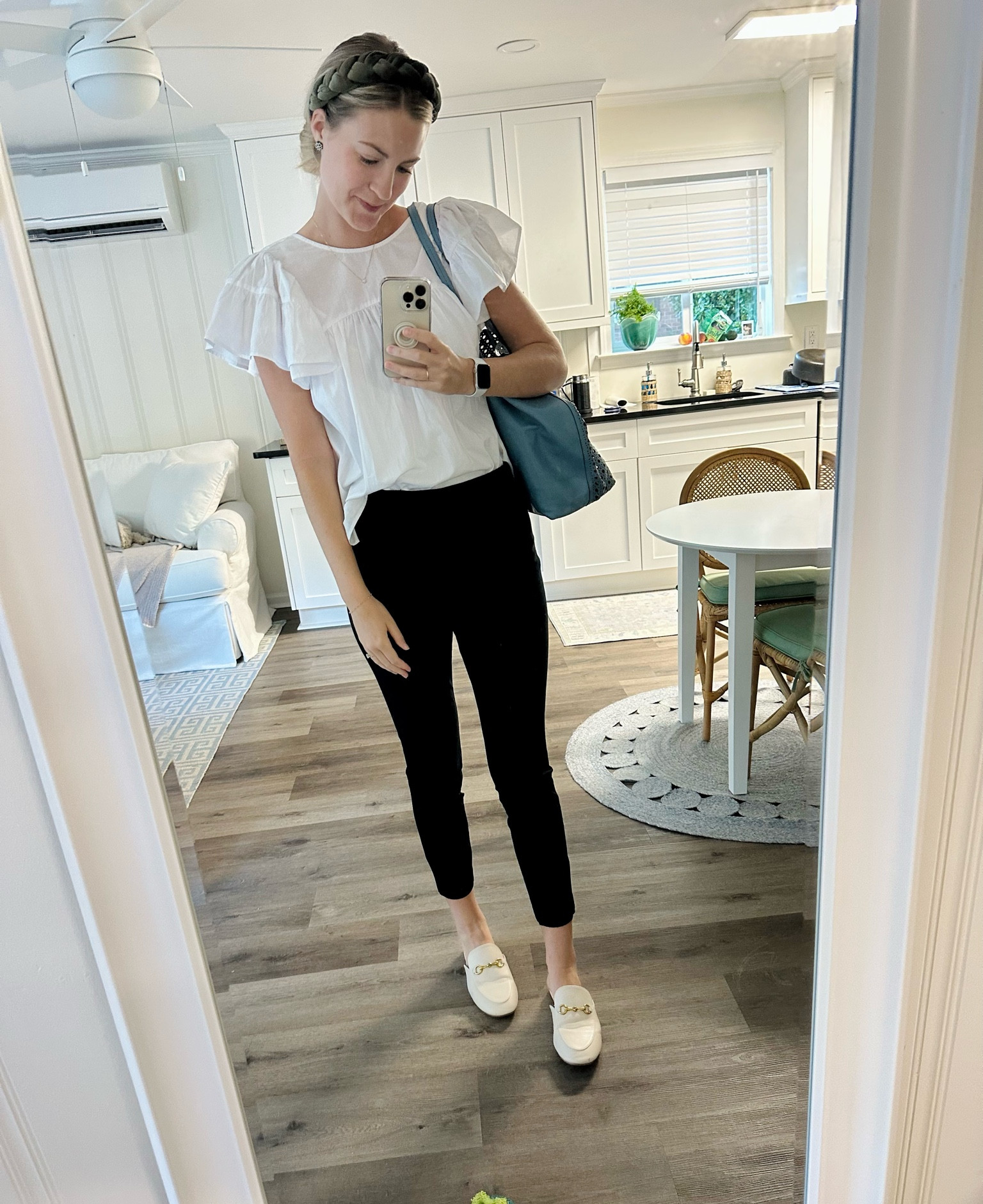 Another day another dollar am I right?! Sharing some workwear this week!!! 🤍

#LTKstyletip #LTKfindsunder100 #LTKworkwear