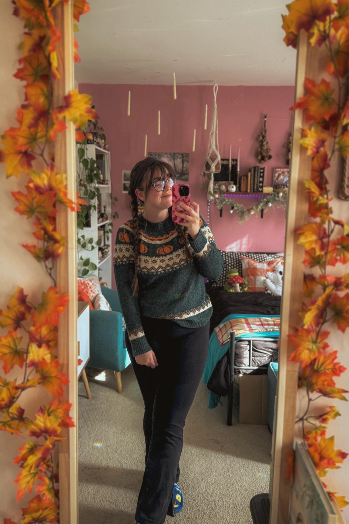 Have you ever been to a convention? 
🖤
Today I went to my first ever convention. It was Collect-A-Con in RVA. There were so many Pokémon, Anime and Funko Pop vendors. There were also some incredible artisans. I ended up getting myself a miniature crystal Toothless, a 3D printed Wyvern and a painting for Kiki and Jiji from Kiki’s Delivery Service. It was so much fun to dress in costume (I went as Violet Sorrengail, which was low-key not in theme, but also, who cares?) and explore all the shops with my family. And so many other people dressed in incredible cosplays! I’m excited to see what other cons I end up at in the future! 🖤
🖤
🖤
🖤
#collectacon #convention #violetsorrengail #cosplay #lifeouttake #grow #explore