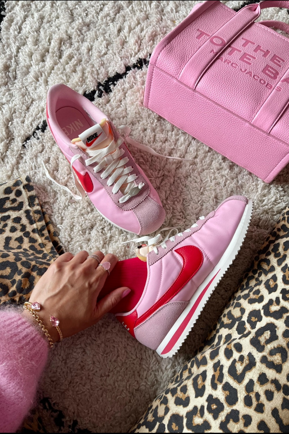 I’m an absolute sucker for a pink trainer 💖👟These Nike Cortez trainers will add a touch of cute to any outfit and are giving Balletcore vibes don’t you think? I bought mine via @nike linked on my @ltk

-
-

#nikecortez #pinknikecortez #trainersoftheday #sneakerfreaker #sneakerunboxing 

#LTKshoes #LTKuk #LTKstyletip