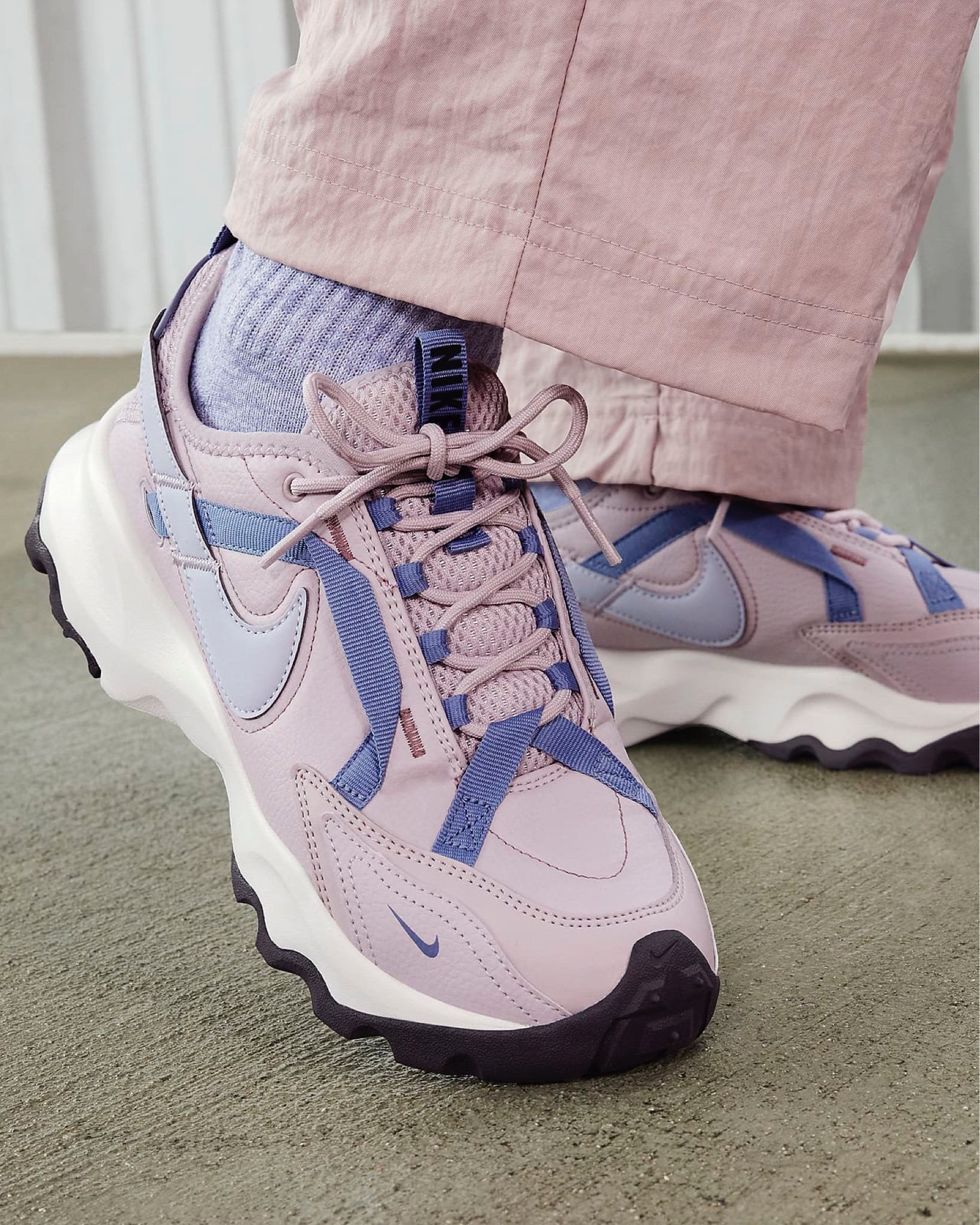 Nike sneakers in the color analysis summer palette. Extra 25% off select styles with code ‘sport25’ 

#LTKStyleTip #LTKActive #LTKShoeCrush