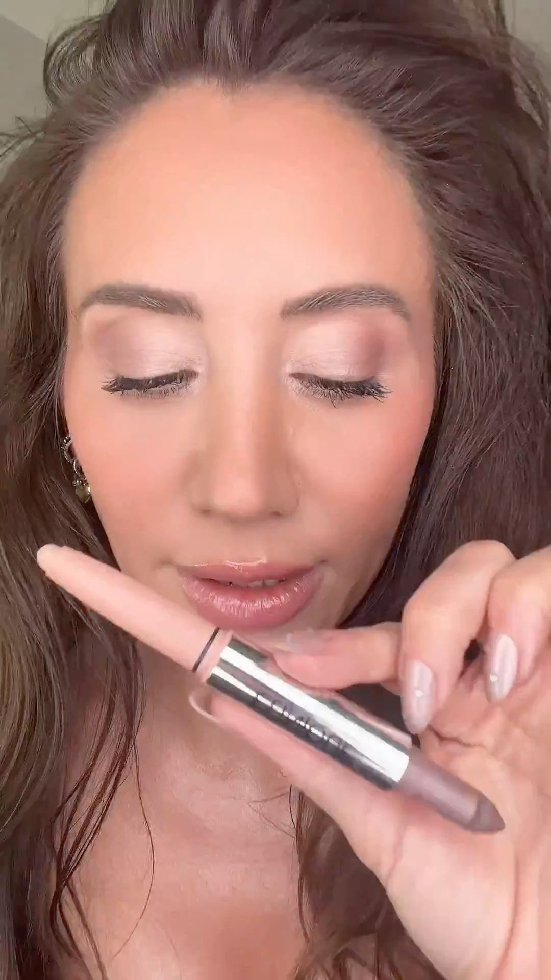 the clinique shadow play in rose and truffles is the most wearable eye combo i've tried — soft rosy shimmer, deep truffle definer, crease proof all day and done in thirty seconds with one product.

#clinique #eyeshadow #wearablemakeup #everydaymakeup #easymakeup
clinique shadow play, rose and truffles eyeshadow, dual ended eyeshadow stick, everyday eye look, crease proof eyeshadow, warm rose shimmer eyeshadow, effortless eye makeup, no brush eyeshadow, one product eye look, clinique eye makeup 

 #LTKBeauty