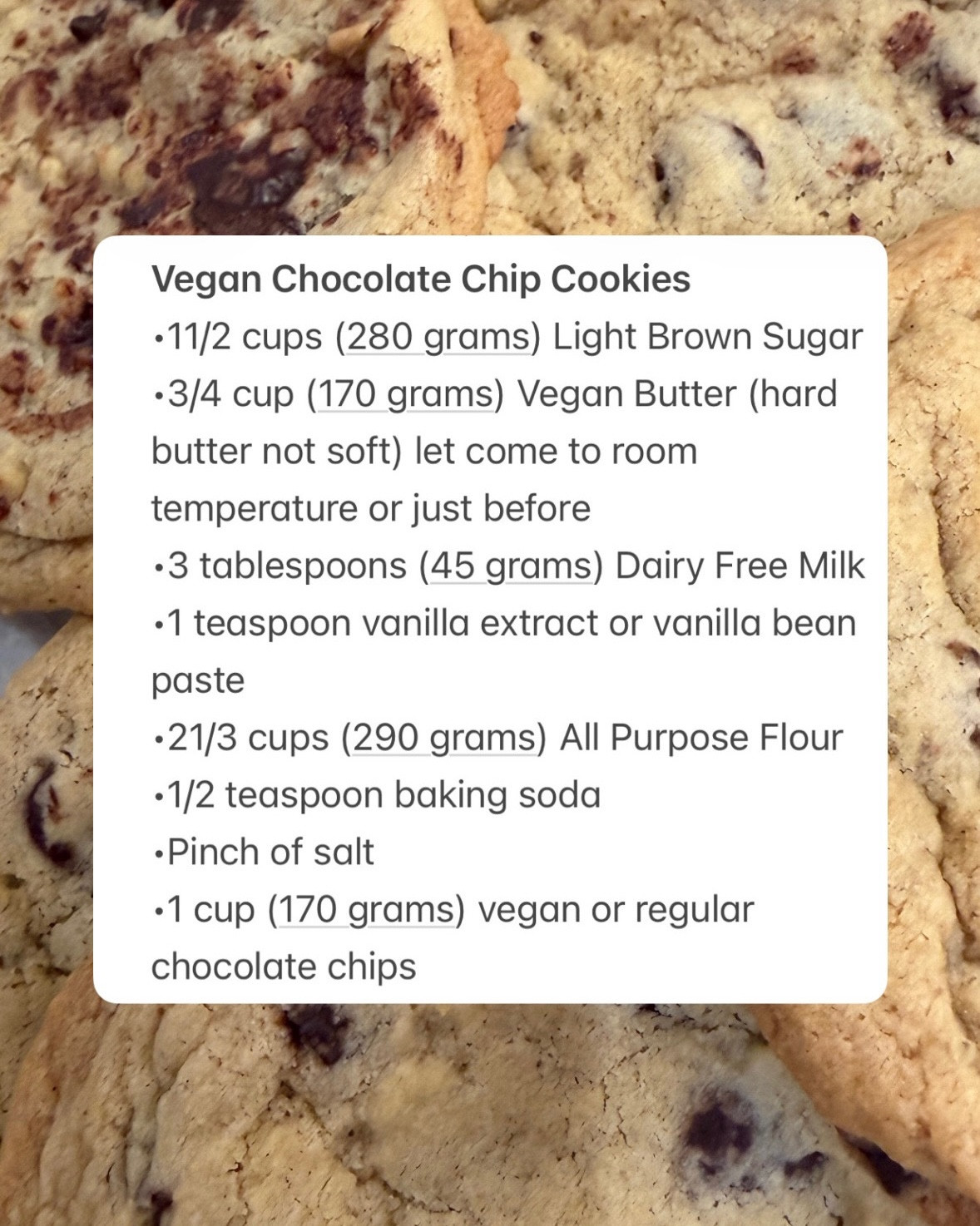 Here’s the recipe for the best vegan chocolate chip cookies 😍

Loverly Grey, recipe, vegan chocolate chip cookie recipe 

#LTKfoodie