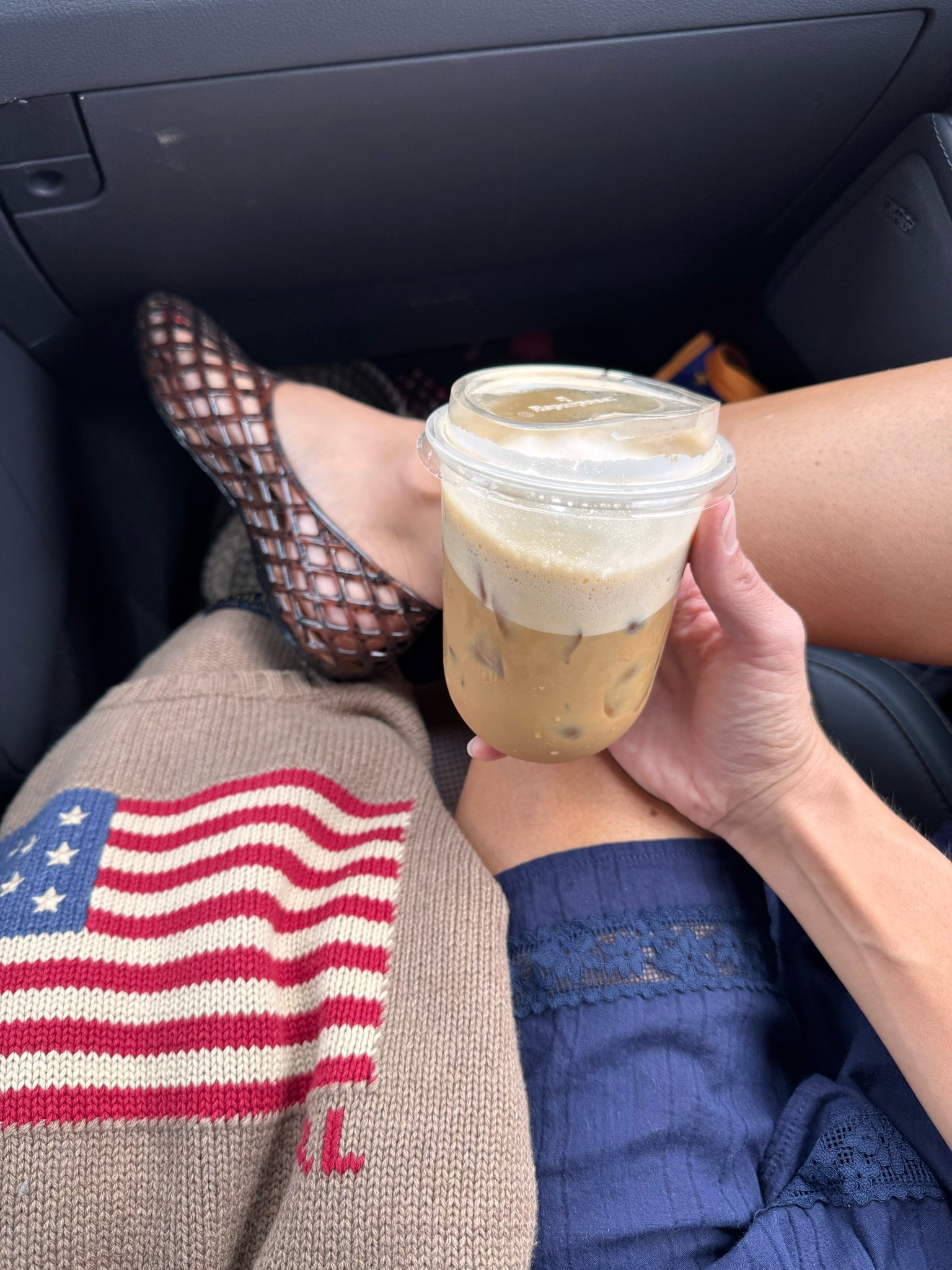 Rounded to-go cups

#LTKTravel