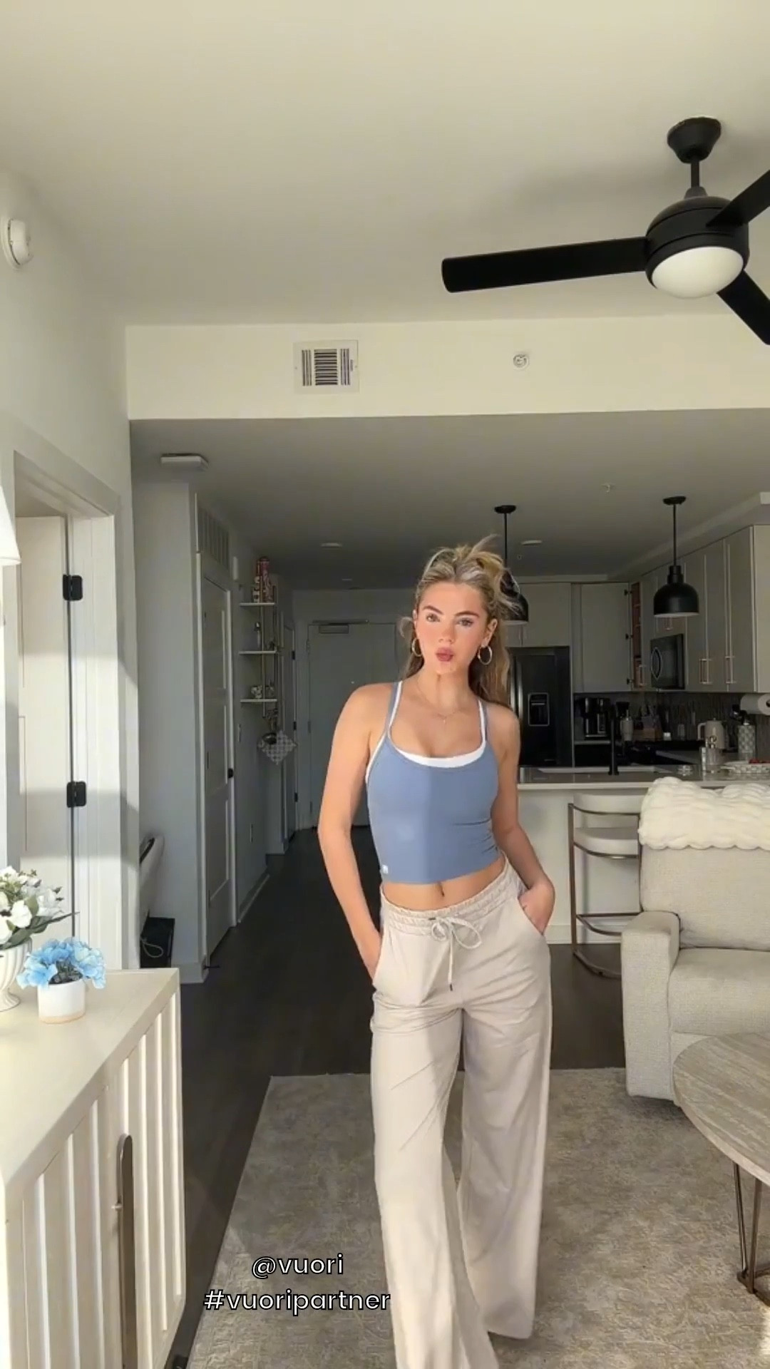 Living in my Halo Essential Wideleg Pants…  the softest DreamKnit™️ fabric ever 🤍 @vuoriclothing #vuoripartner 
#ootd #grwm #comfy #lounge #atleisure #active #rinischassler #LTK

#LTKActive #LTKStyleTip