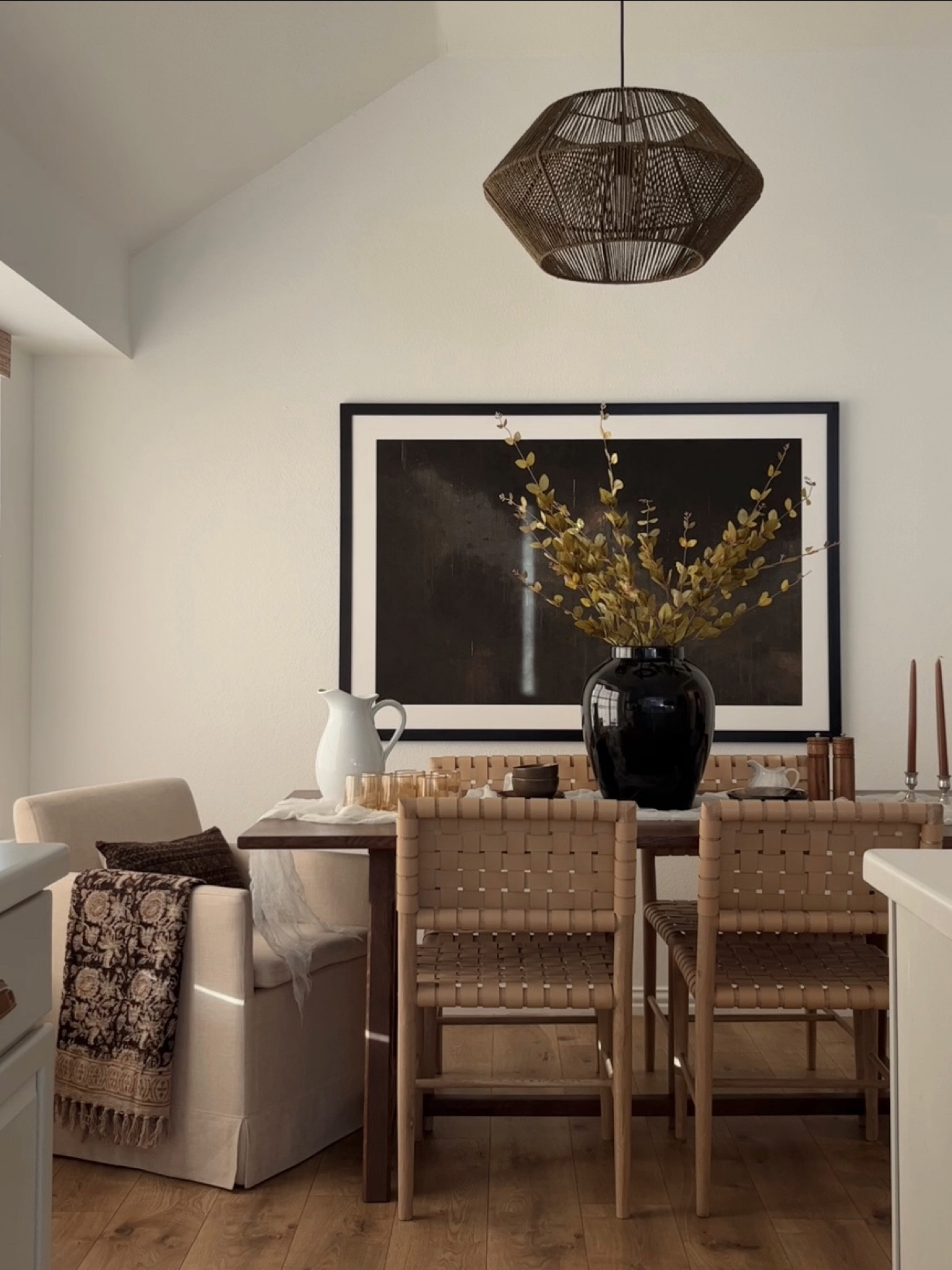 Kitchen nook design

Dining table, dining chairs, chandelier, woven lighting, art, vase, stems, throw pillow, blanket 

#LTKFind #LTKunder50 #LTKhome