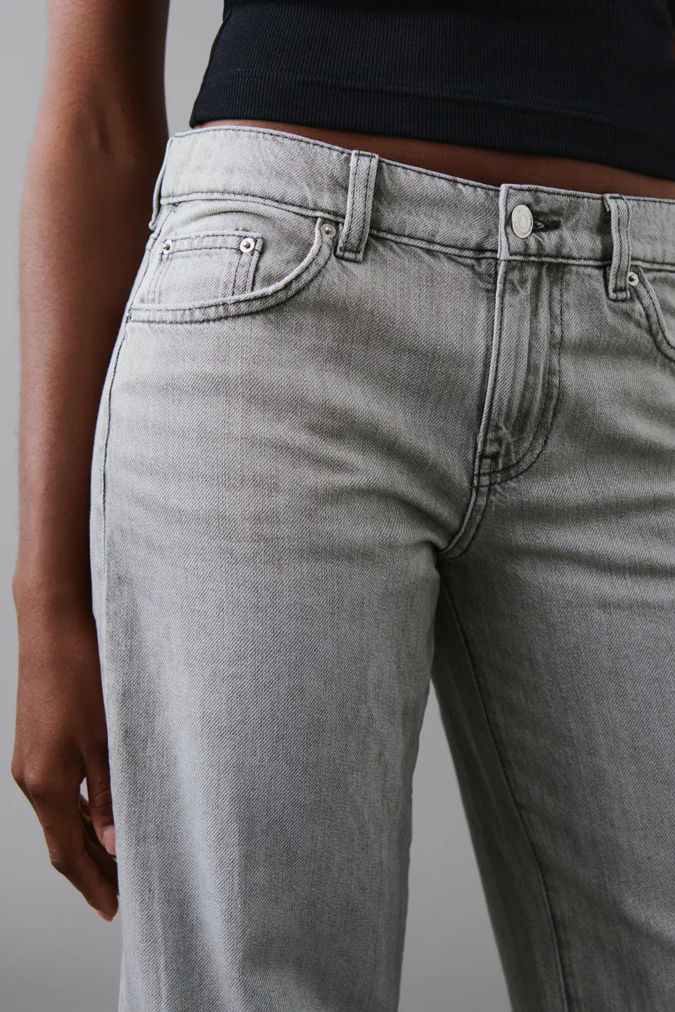 Low wide jeans - Harmaa - Nainen - Gina Tricot | Gina Tricot SE