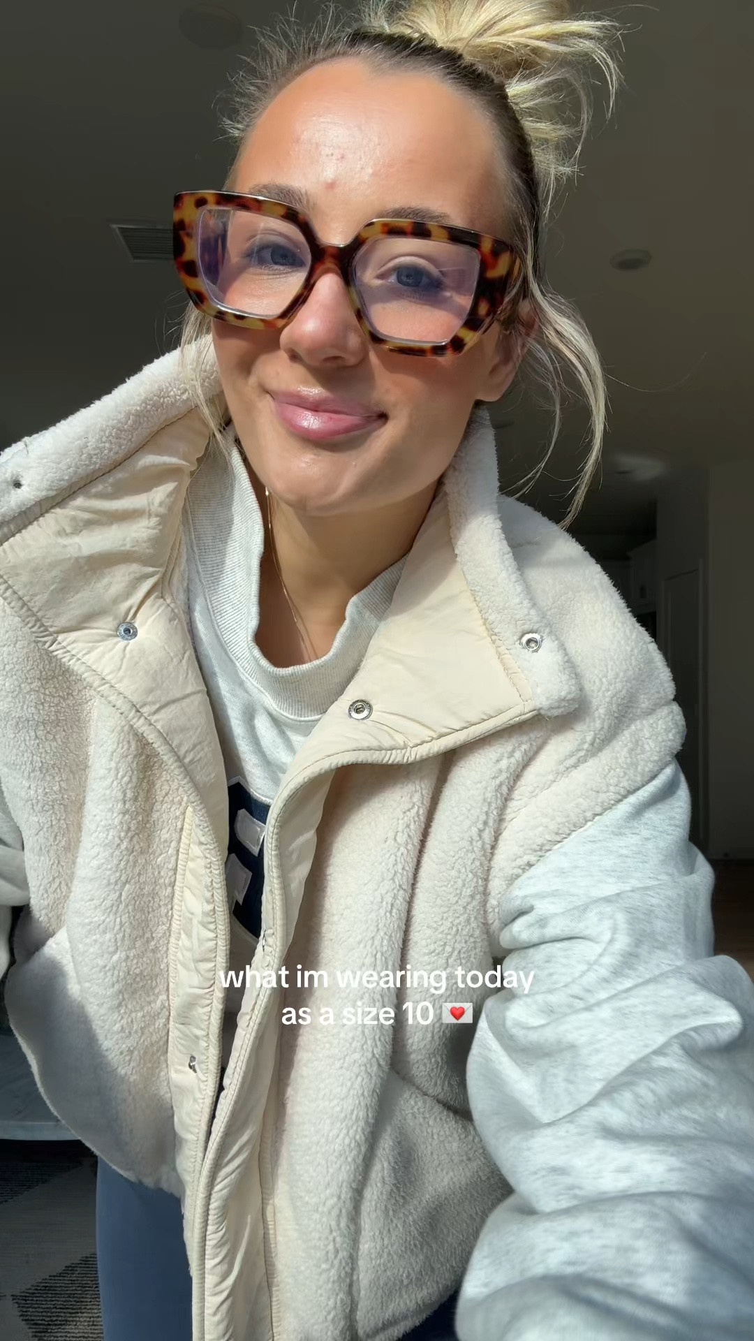size 10 ootd🤍
size large in all 

#LTKSeasonal #LTKMidsize #LTKActive