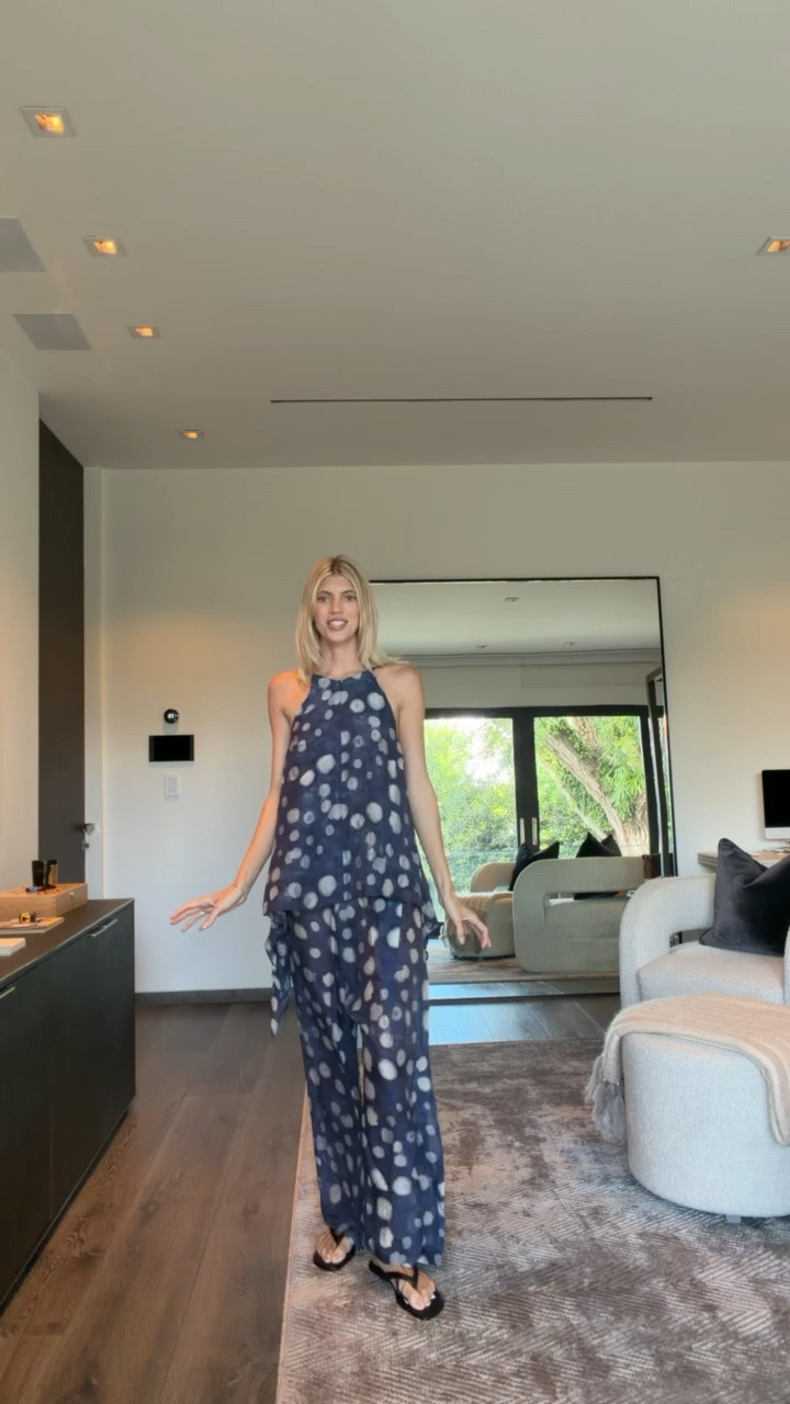 This is such a fun set! 🫶🏼 I love this print and it’s all adjustable. 

#LTKgrwm #LTKSeasonal #LTKootd