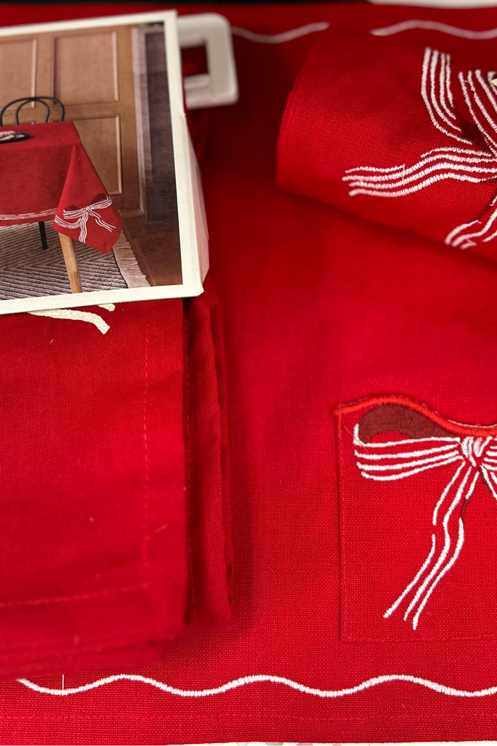 Target has the bow evvvvvveryyyyy where 

#LTKHoliday #LTKHome #LTKSeasonal