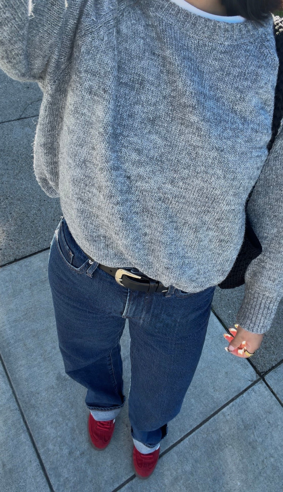 Effortless everyday outfit details ✨
Gray knit sweater, straight-leg jeans, and comfy sneakers. Perfect outfit for errands, casual days, or chilly weather layering. 

#LTKdayinmylife #LTKootd