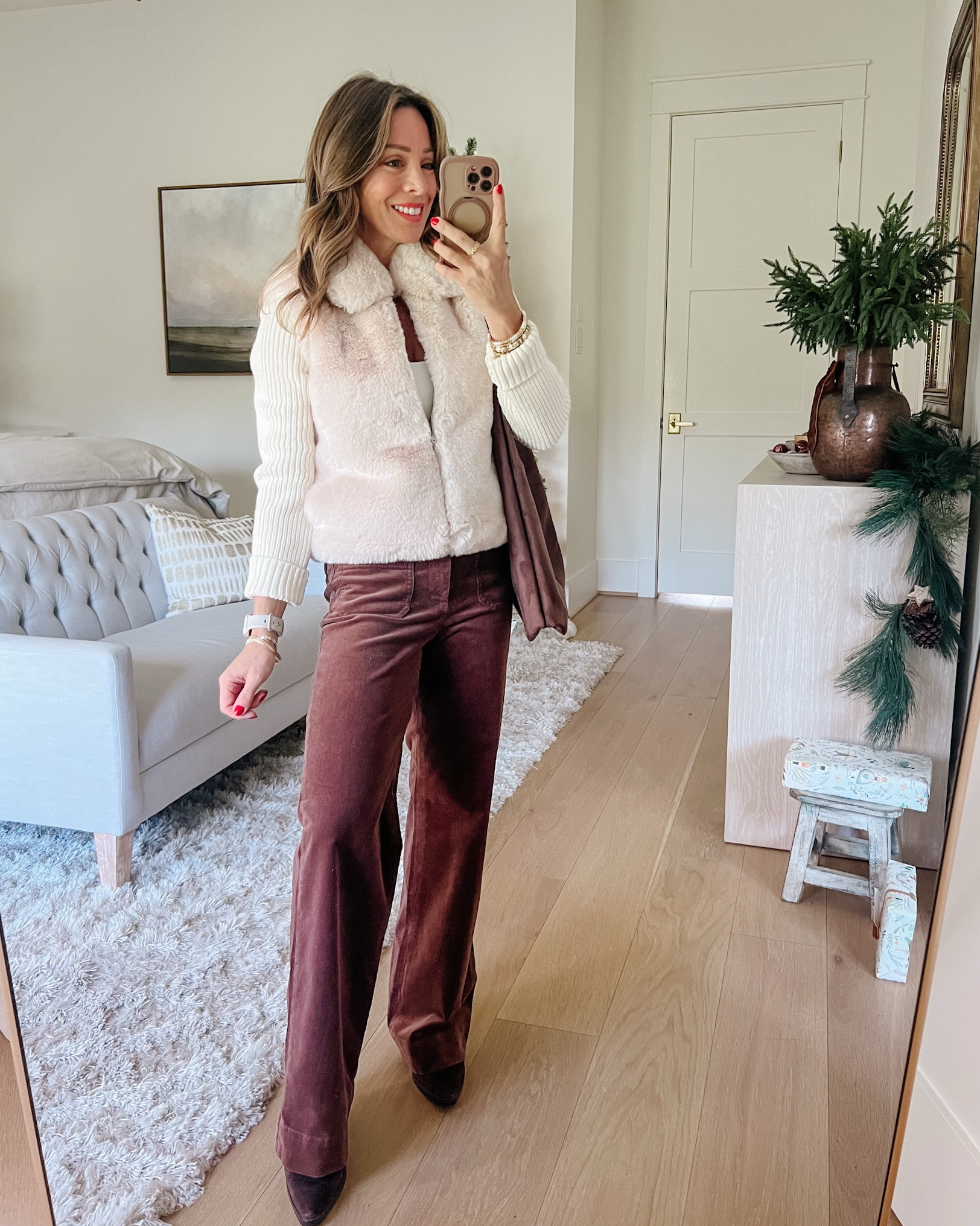 Talk about cozy goodness.. this faux fur sweater jacket is fab paired with these corduroy pants 

Jacket Fit: I’m wearing an XS

Jeans Fit: I’m wearing a 24

#LTKSaleAlert #LTKHoliday #LTKPetite
