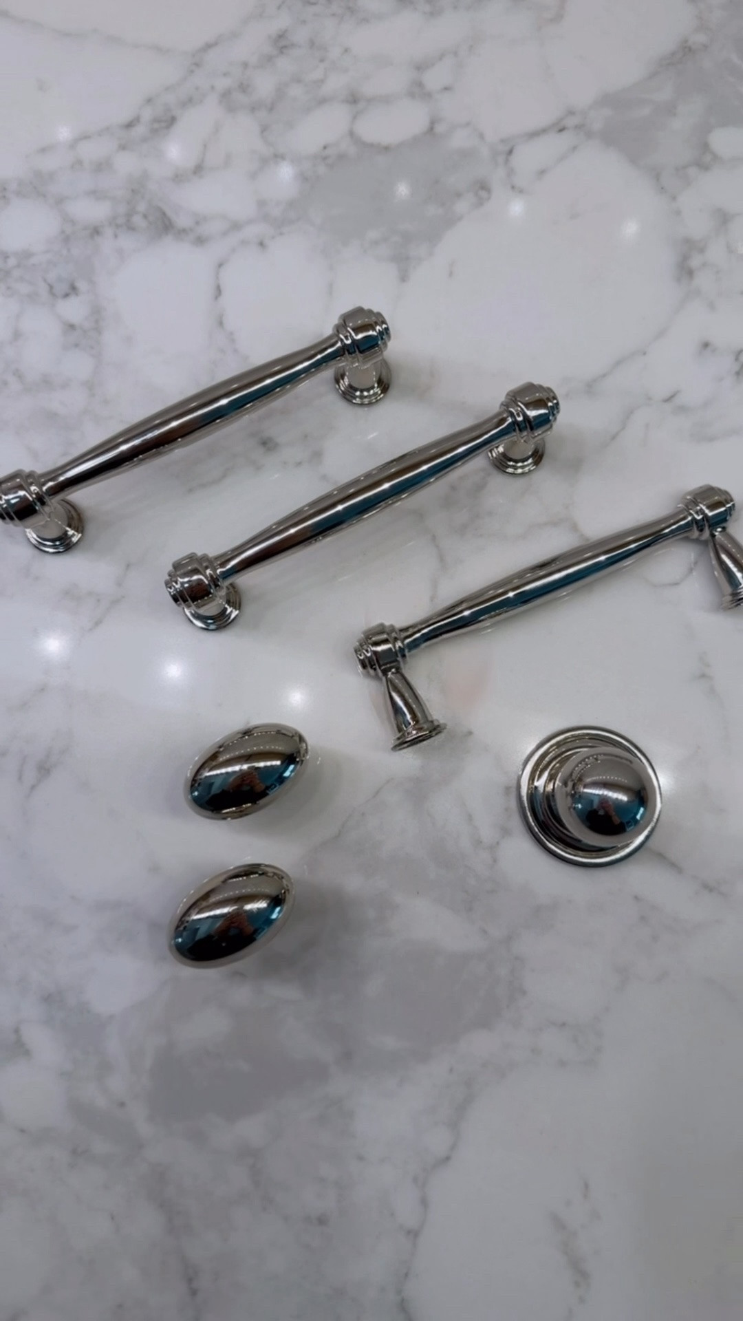 The kitchen jewelry has arrived!!! These polished nickel kitchen hardware is such a good
Quality at an affordable price 
#amazonfind #polishednickel #kitchenhardware #diykitchenreno

#LTKHome #LTKU #LTKSaleAlert