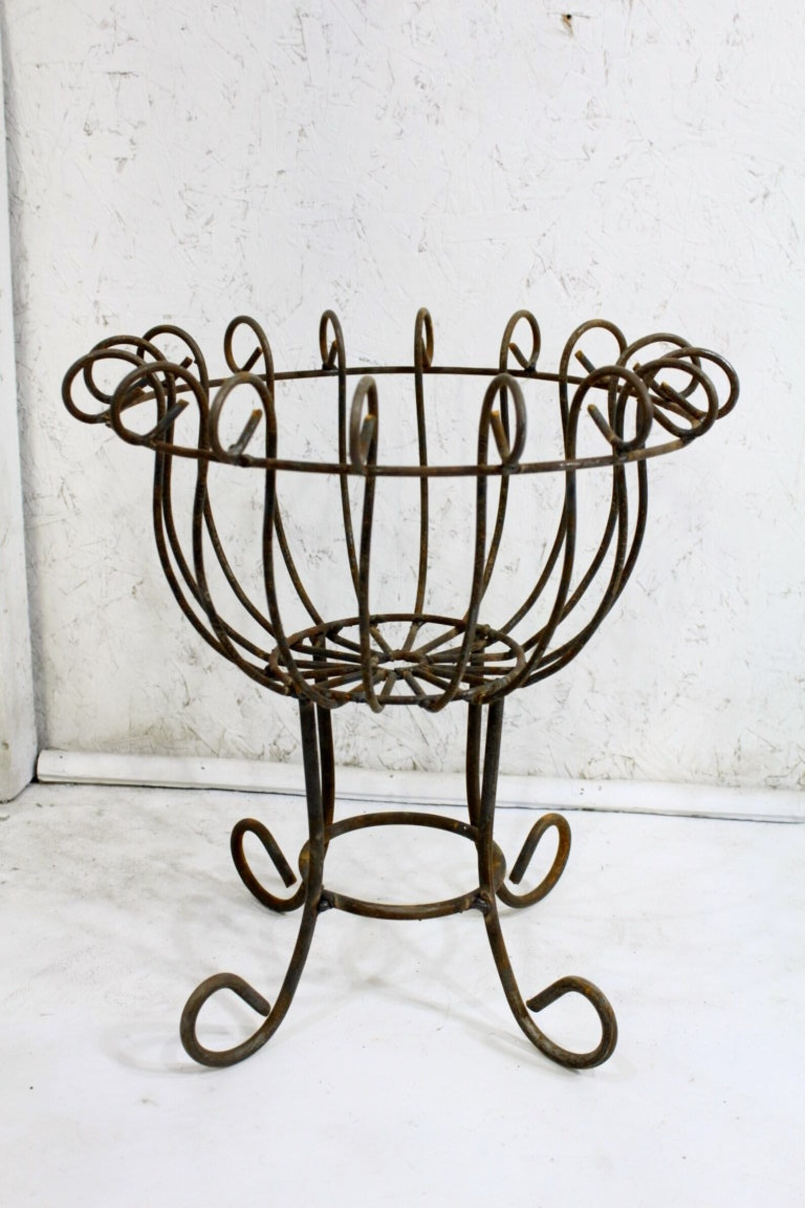 17.5 Wrought Iron Short Stand Outdoor Patio Decor Metal Flower Basket Container Rustic Pot Holder... | Etsy (US)