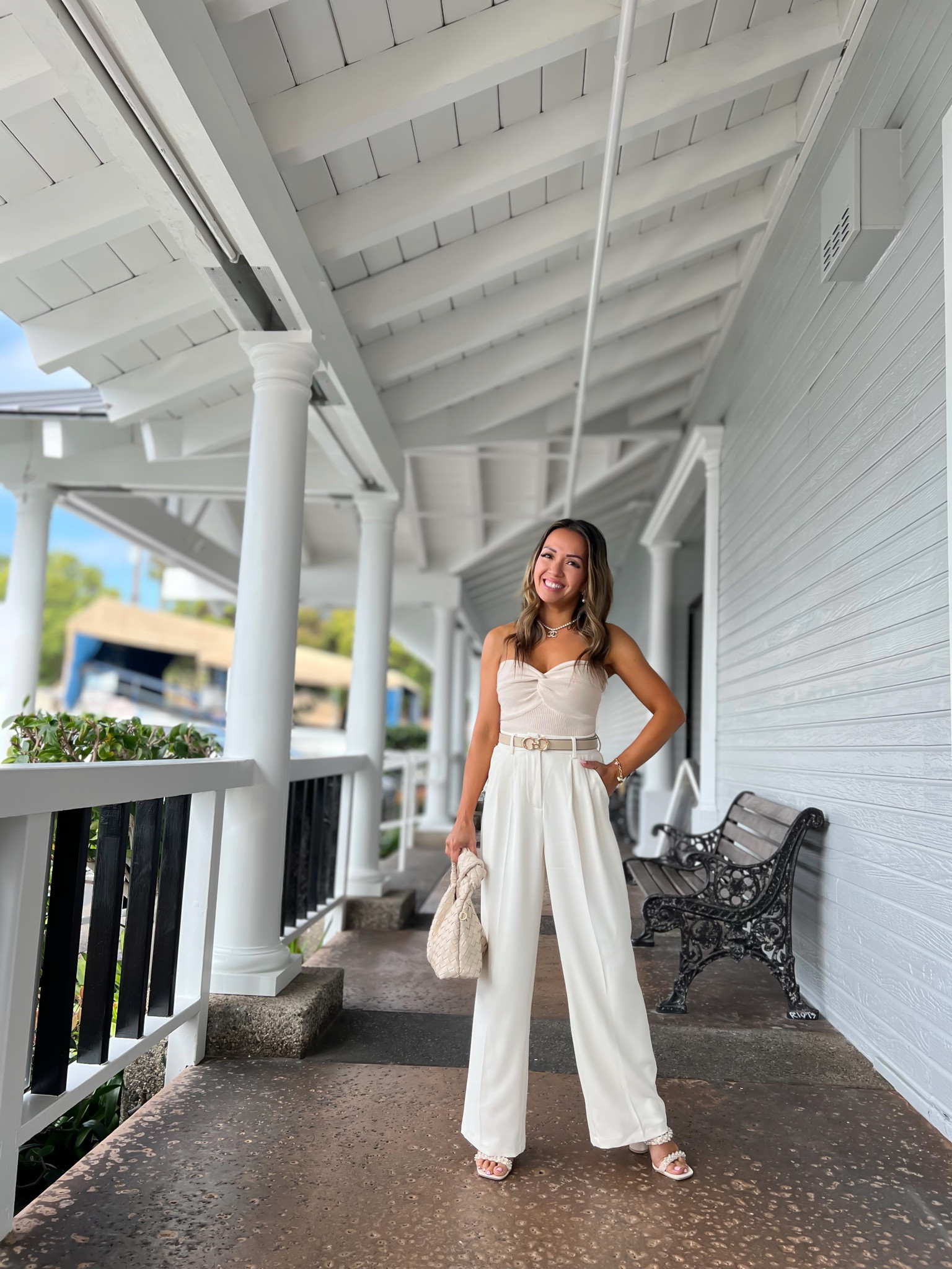 My top and pants are on sale for Prime day!

My top is only $12.74 - wearing XS

My pants are only $31.99 - wearing XSP 



#LTKSeasonal #LTKSaleAlert #LTKFindsUnder50