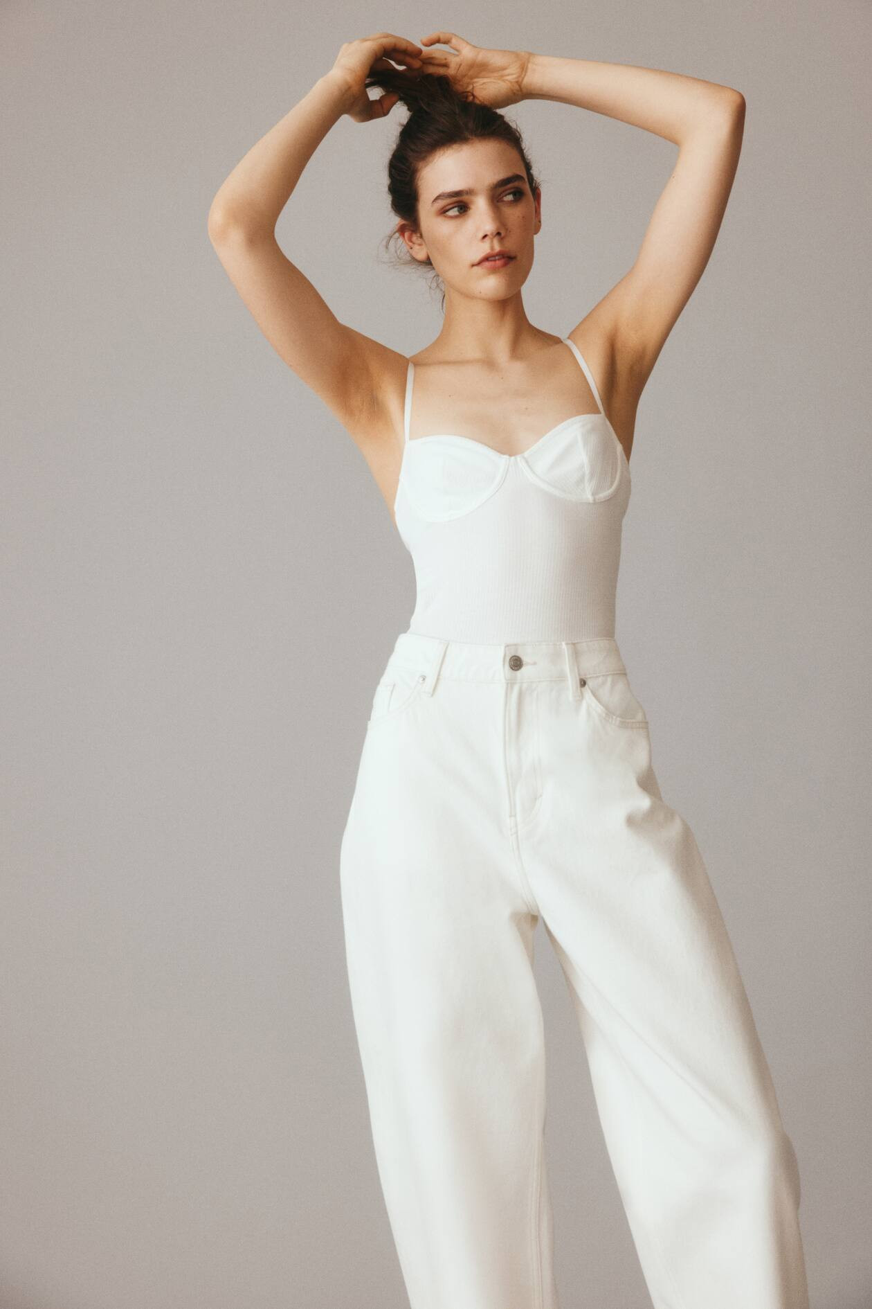 High Rise Barrel Leg Jeans - Cream - Ladies | H&M US | H&M (US + CA)