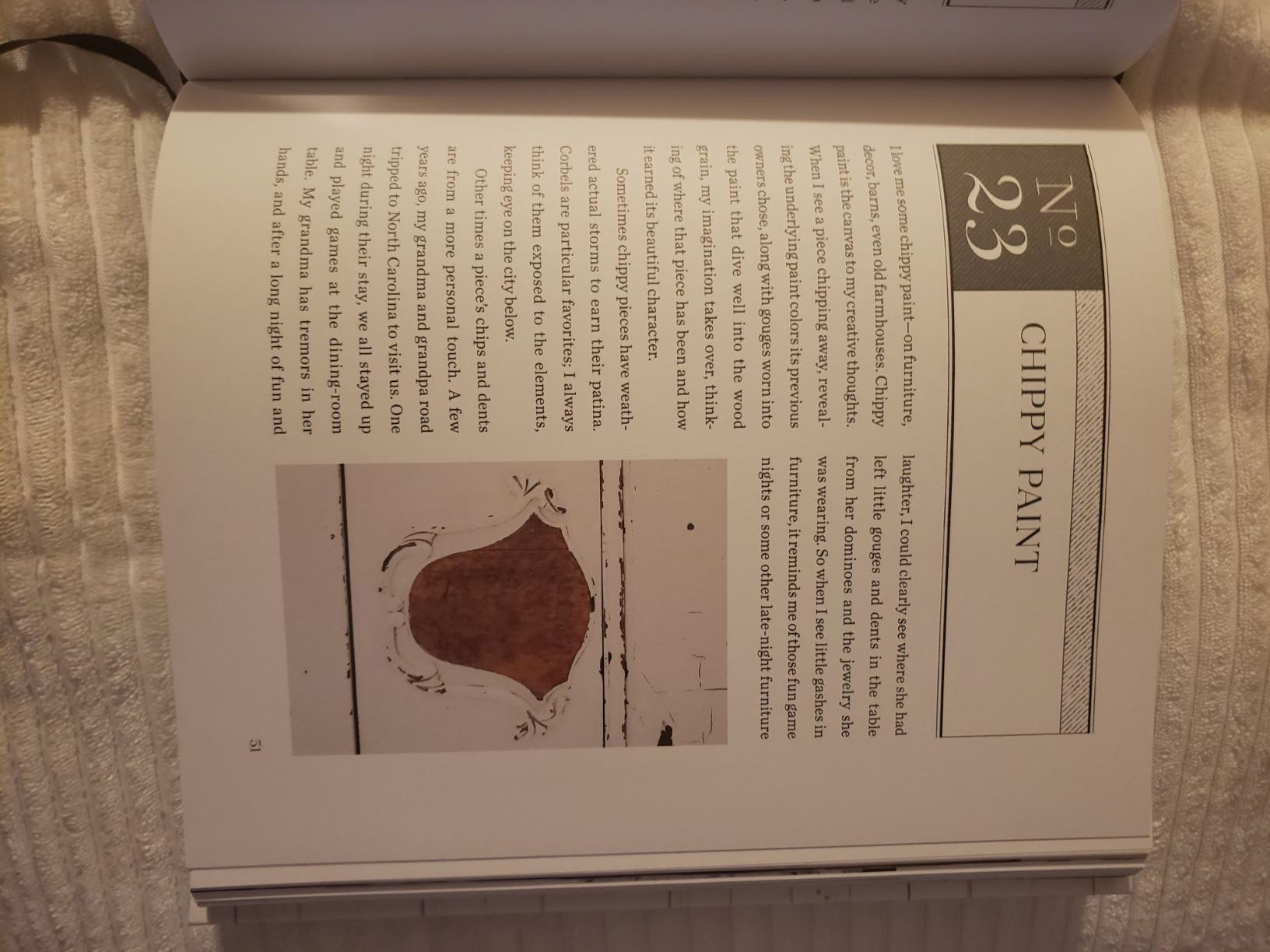 Cozy White Cottage: 100 Ways to Love the Feeling of Being Home | Amazon (US)