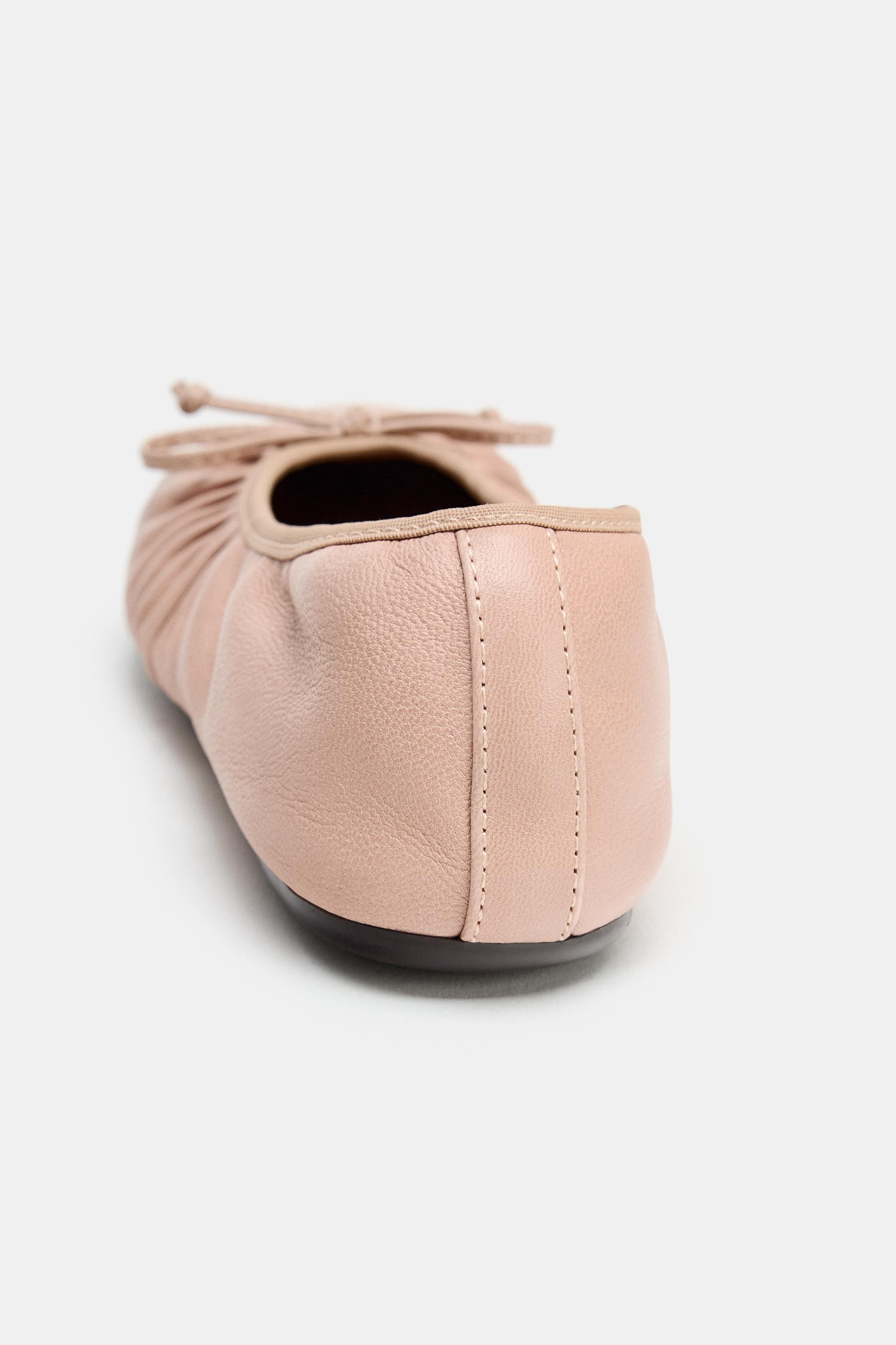 GATHERED LEATHER BALLET FLATS | Zara UK