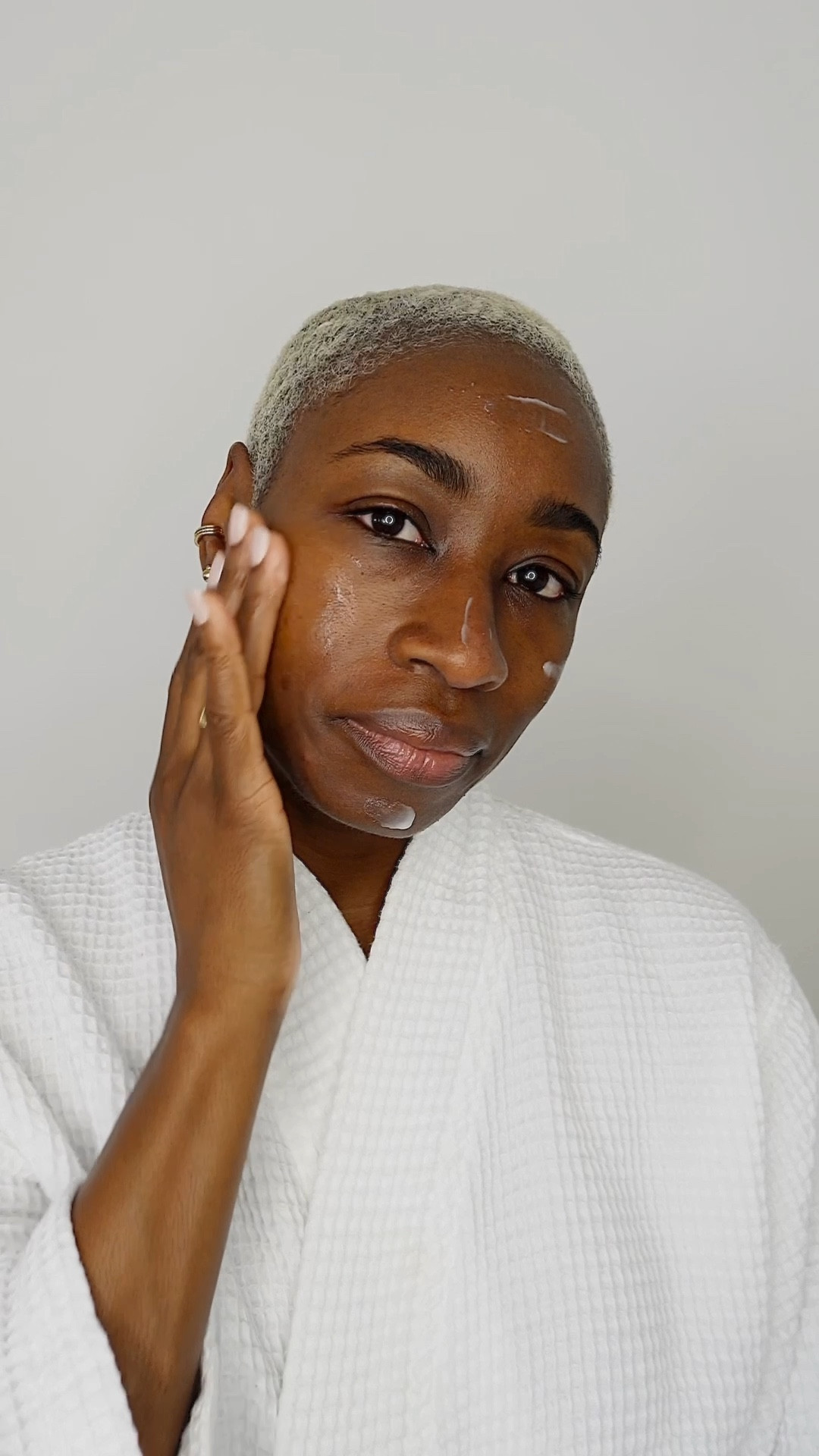 Skin hydration with Hanyul hydrating serum and cream  

#LTKFindsUnder50 #LTKBeauty #LTKOver40