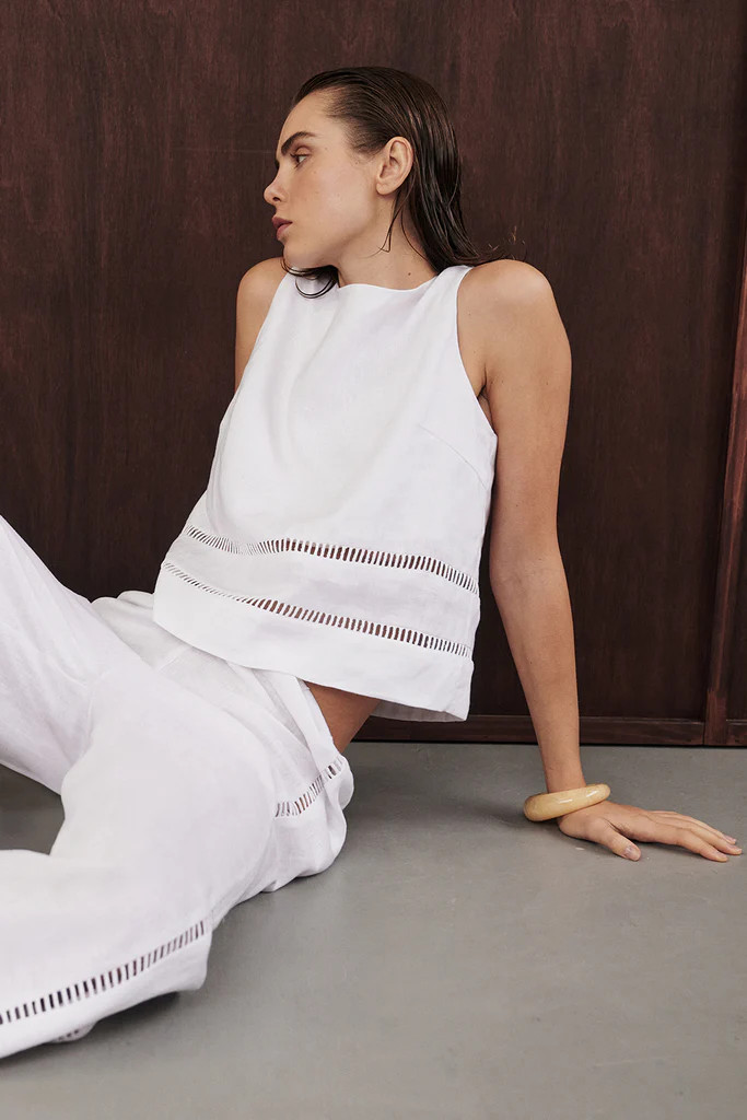 LINDSAY WHITE LINEN BOXY TOP | DISSH