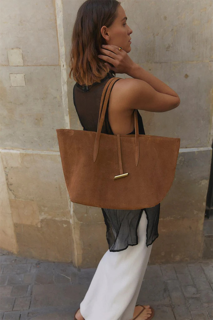 Penne Tote Chestnut Suede | LITTLE LIFFNER