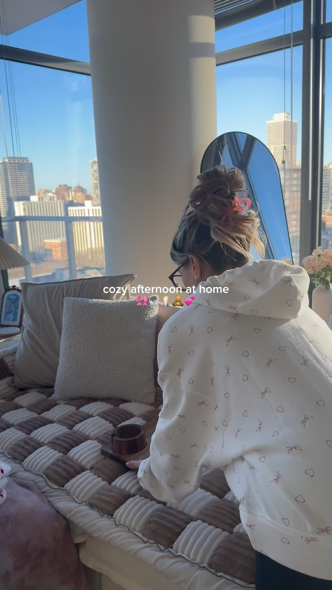 cozy afternoon at home 🎀🎧🕯️🧸💕
#cozyathome #cozy #gamergirl #cozygamer #cozygames #saturdayvibes #saturdaymood #girlytok #girlythings #nintendoswitch #homebodythings #softgirl #amazonhome #amazonfinds #pinterestgirl #fyp #pinterestaesthetic 

#LTKStyleTip #LTKHome #LTKSpringSale